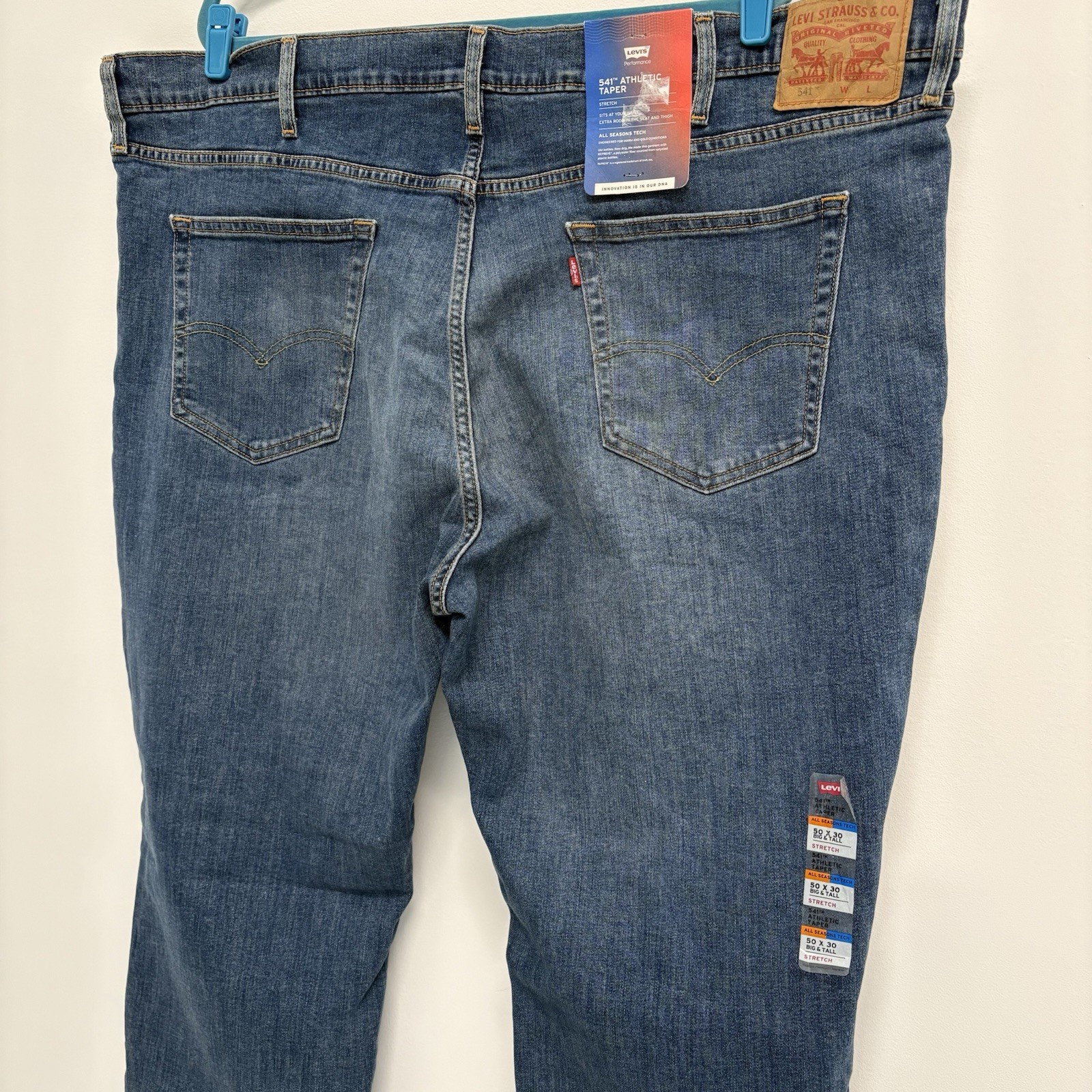 Levi’s 541 Jeans Mens 50×30 Athletic Taper Stretch All Seasons Tech Performance