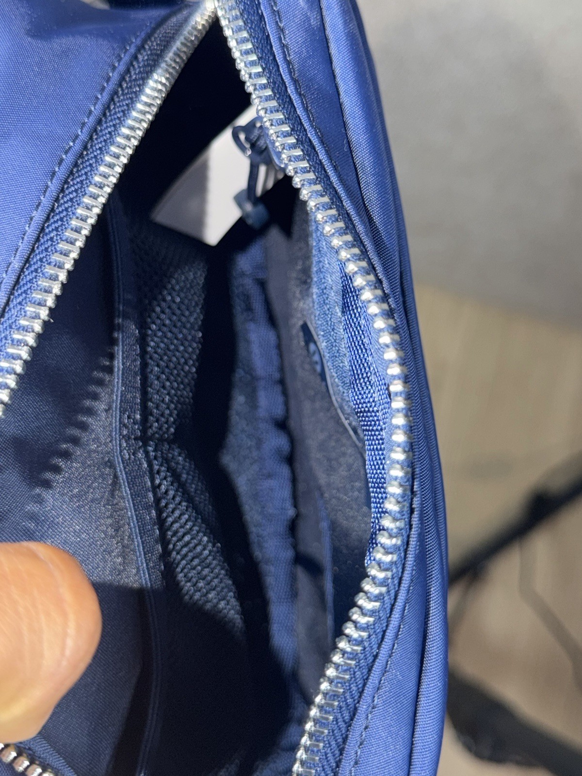 Lululemon Everywhere Crossbody 2L Metal Hardware Color Club Blue/Silver