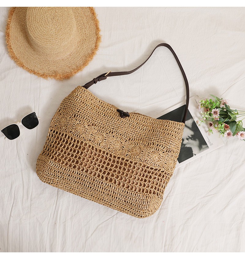 New Fashion Large Capacity Shoulder Tote Straw Bag Hollow Flower Woven Beach