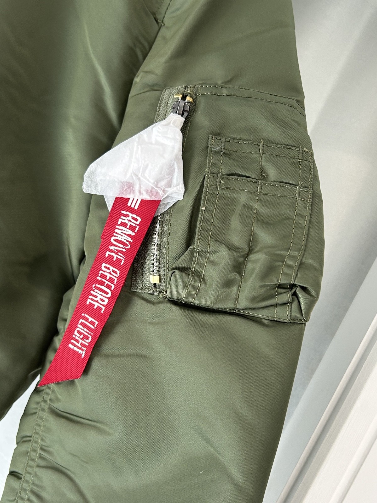 Alpha Industries USAF MA-1 Flight Bomber Jacket Sage Green Slim Fit Medium NEW