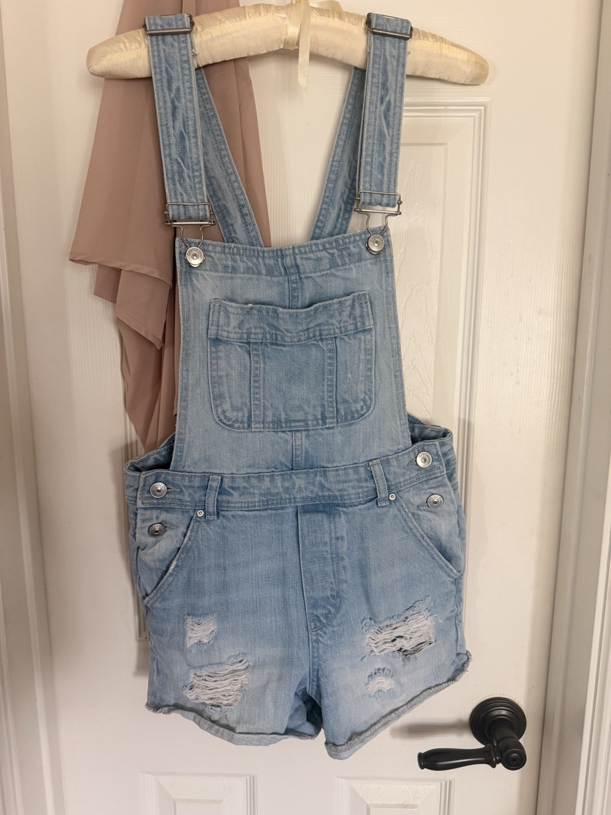 H&M Coachella Edition Women’s Blue Denim Overall Shortalls Romper Sz S