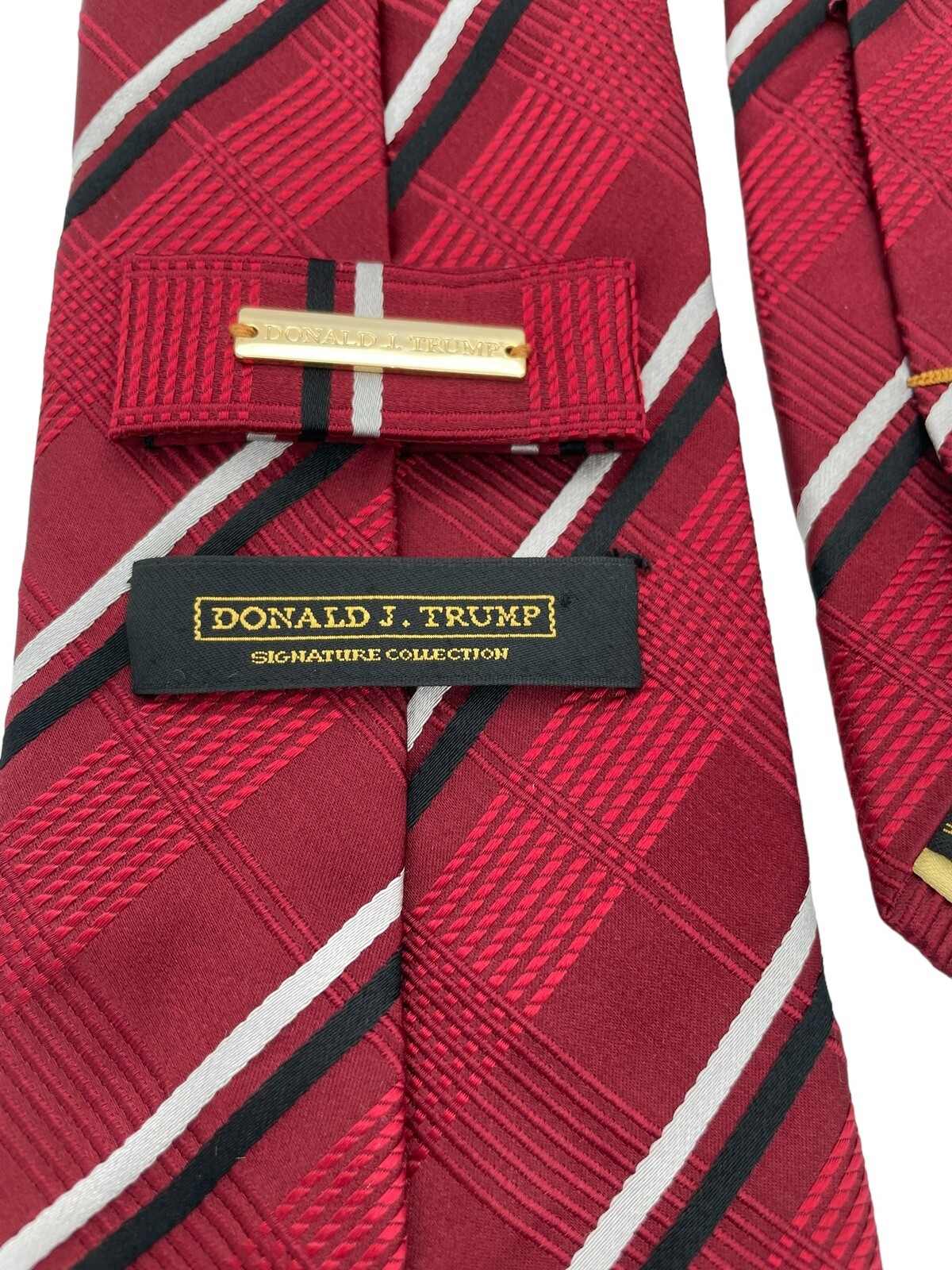 Donald J. Trump Tie Men’s 59″x 3 1/2″ Red With Stripes 100% Silk (TA1) NW/OTs