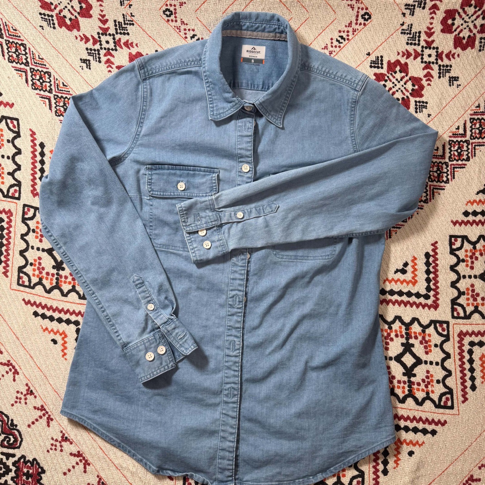 Ridgecut Toughwear Light Wash Denim Button Down Shirt Women Small Blue Utility