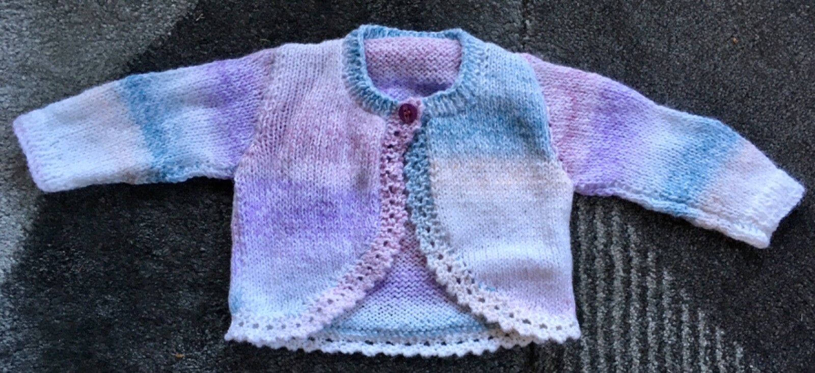 HAND KNITTED BABY JACKET ~ ACRYLIC ~ 3 – 6 MONTHS ~ 20” CHEST ~ MACHINE WASHABLE