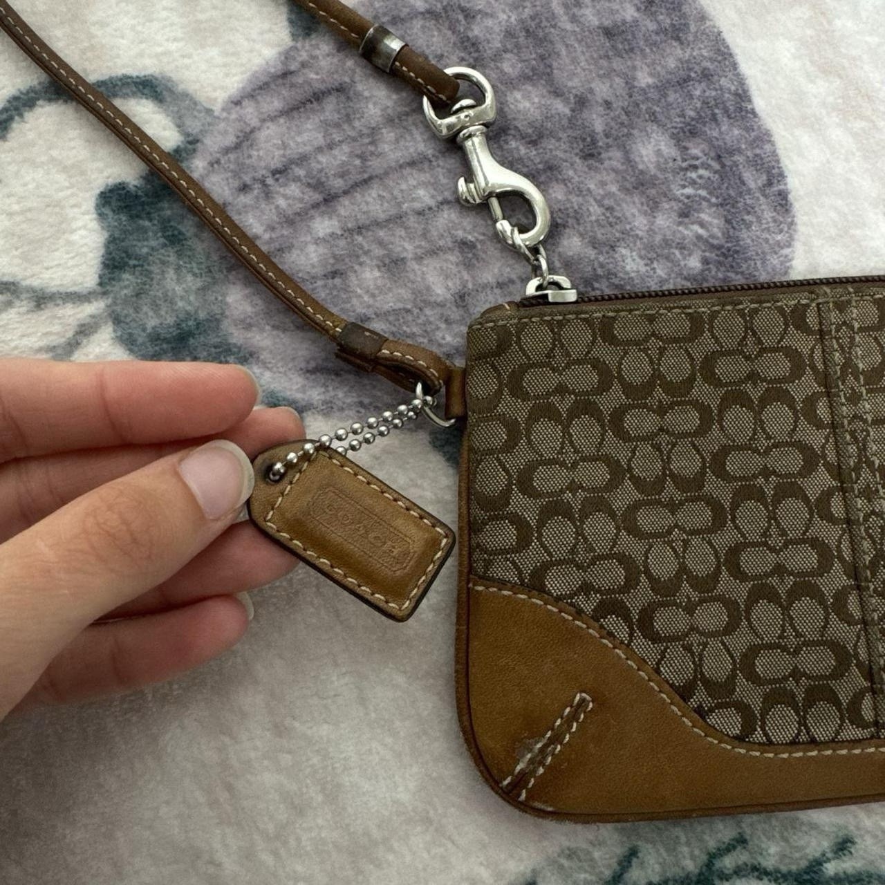 Coach Signature Brown Tan Wristlet Zip Wallet w/ Wrist Strap & Card Slots