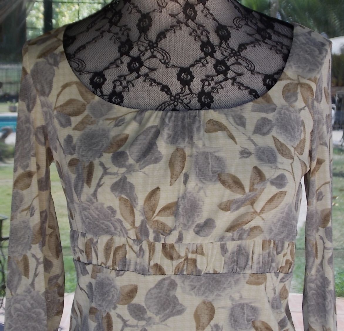 Empire Waist Long Sleeve Lined Axcess Blouse Sz. M