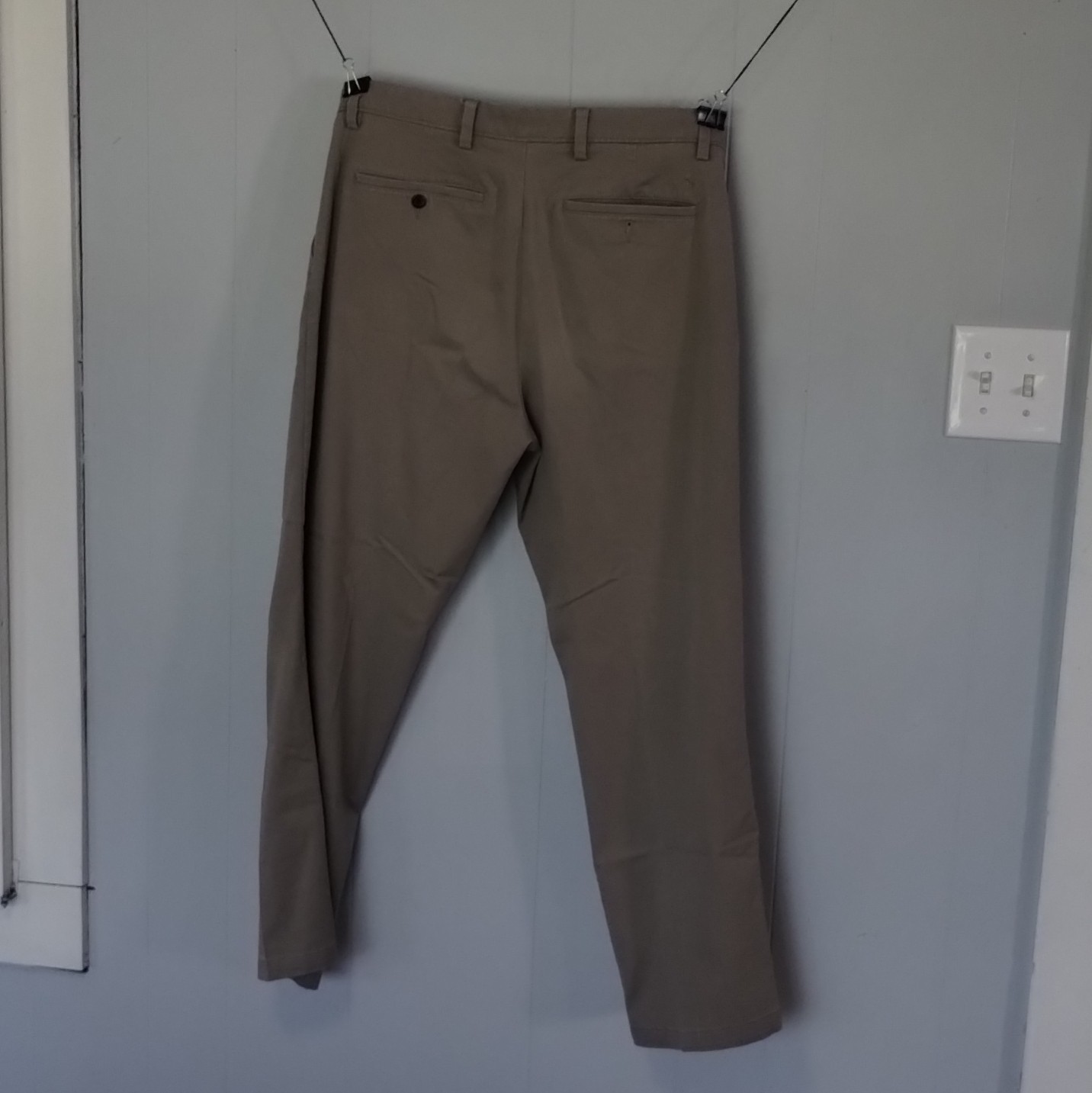 Dockers Classic Fit Khaki Cotton Twill Stretch Flat Front Straight Chino 36W
