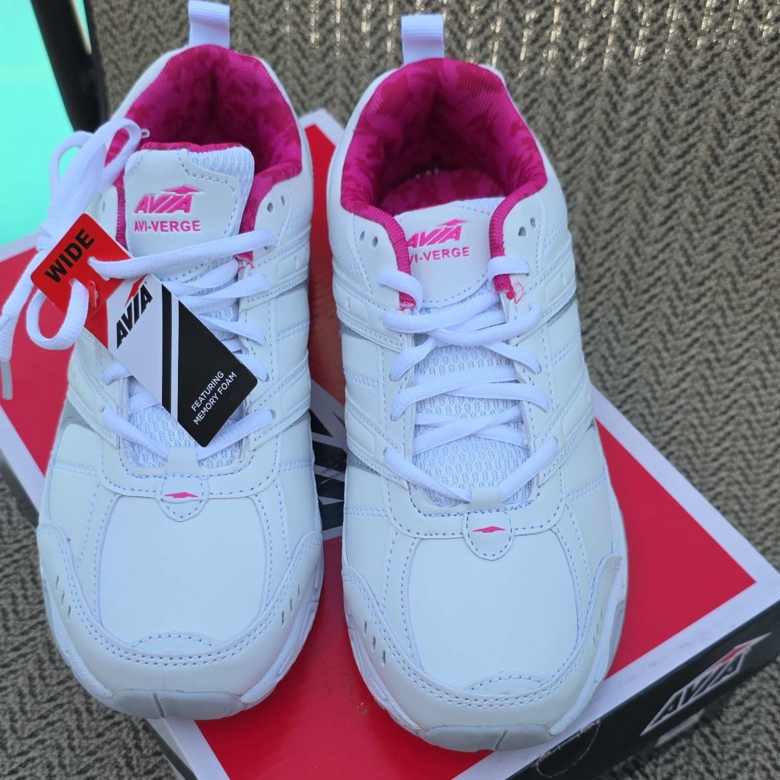 Avia Avi-Verge Women’s Wide Low Top Memory Foam Sneakers White/Pink A1313WWPH.W