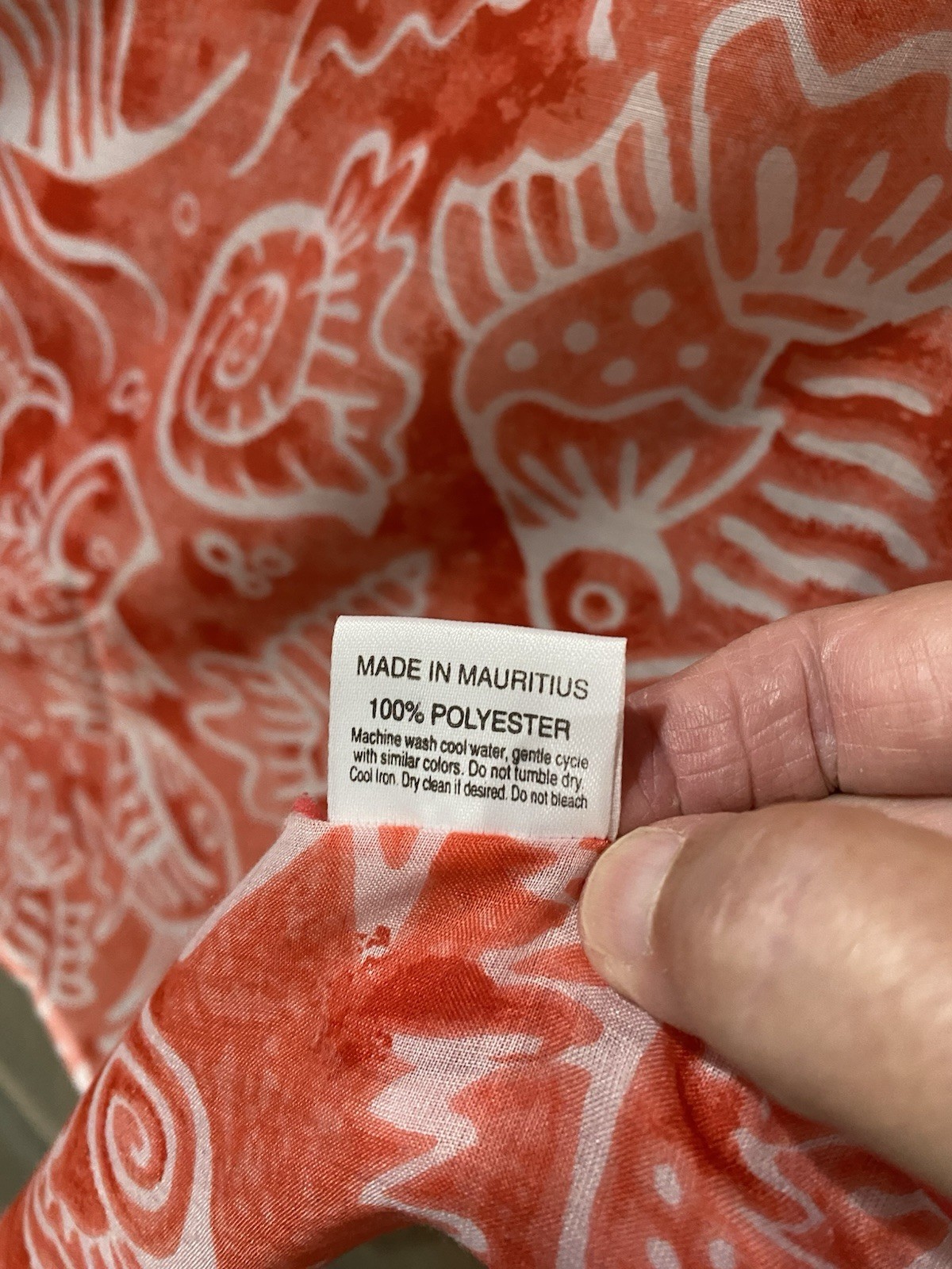 El Marie Brand Beach Wrap Coral. Color With Fish And Shell Design