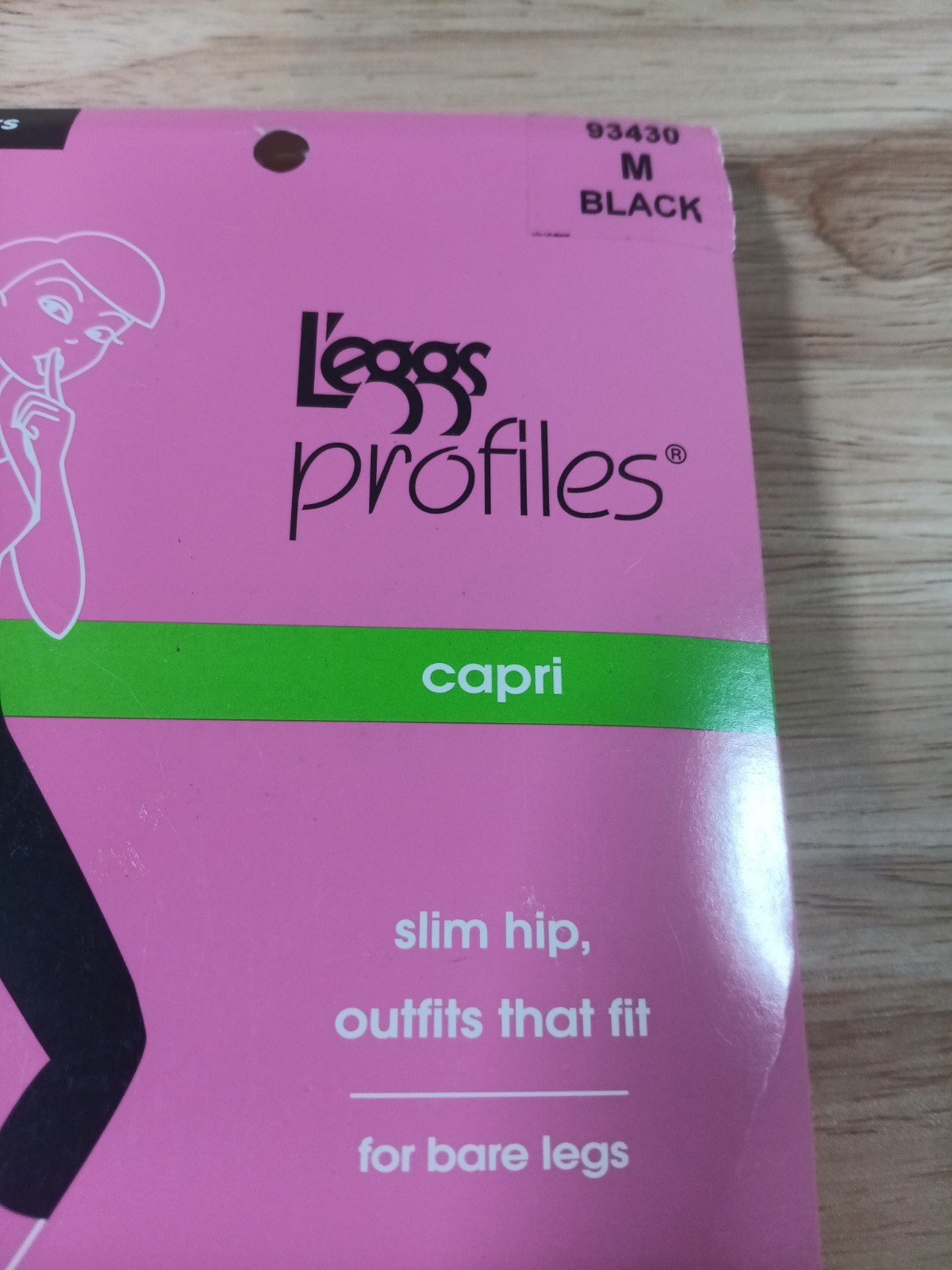 Leggs Profiles Capris Firm Control Size Medium Black New