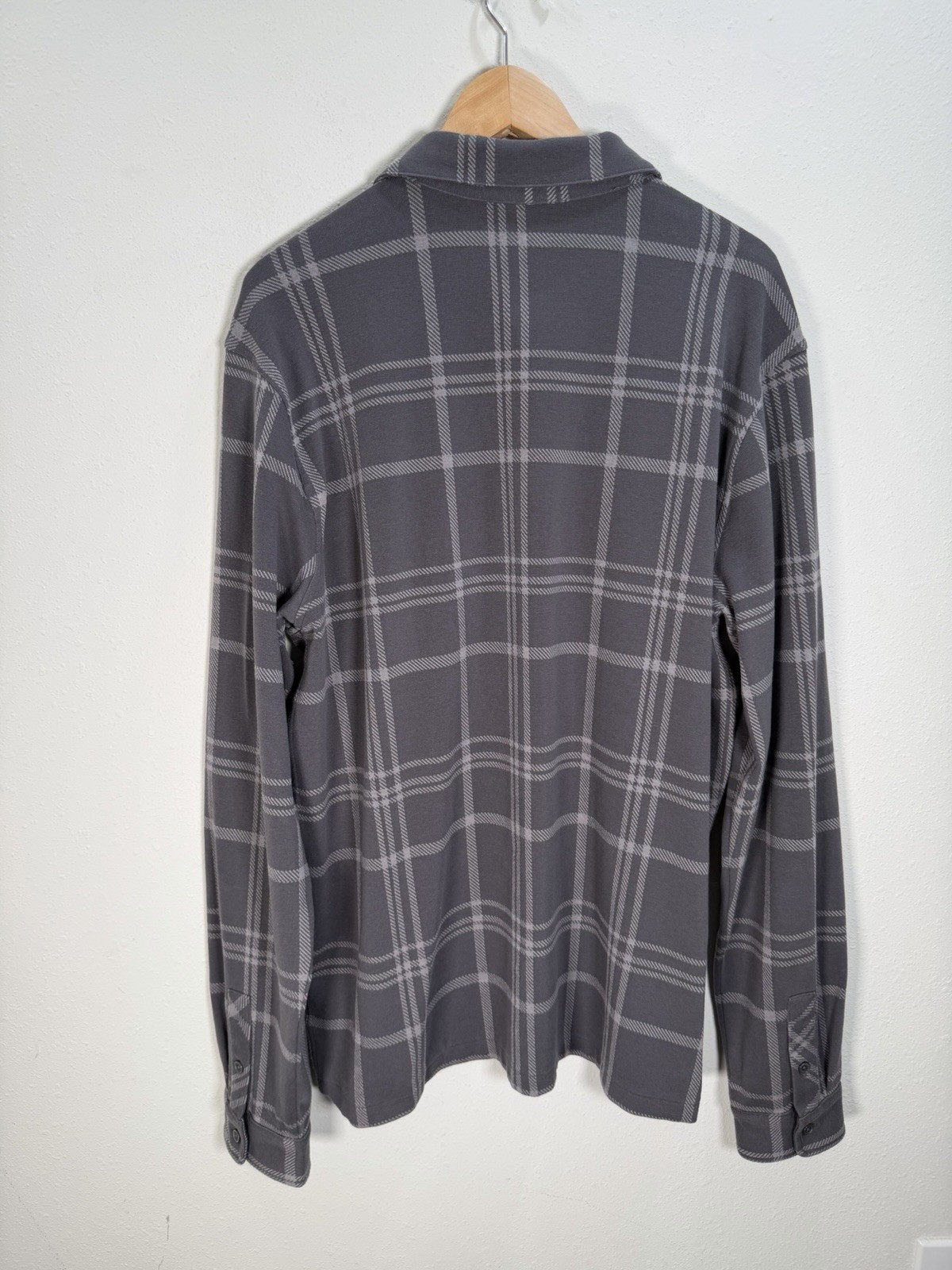 VUORI Shirt Men’s Sz XL Seaview Gray Plaid Long Sleeve Button Up Preppy Coastal