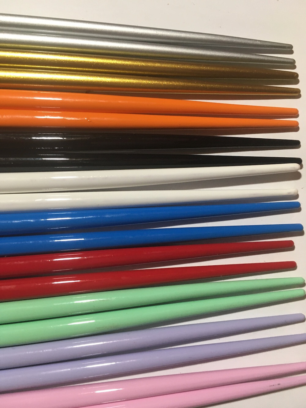 10 SOLID COLORS 10 Pair 9″ HAIR STICKS Chopsticks + tapestry Gift Bag