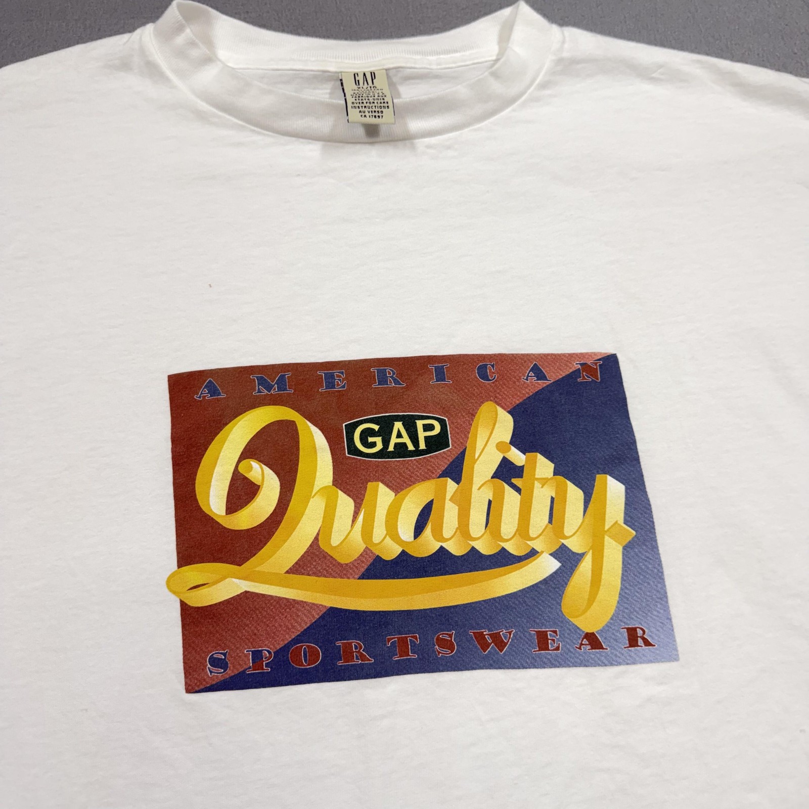 Vintage Gap Shirt Mens XL White American Quality Sportswear Graphic Tee USA 90s