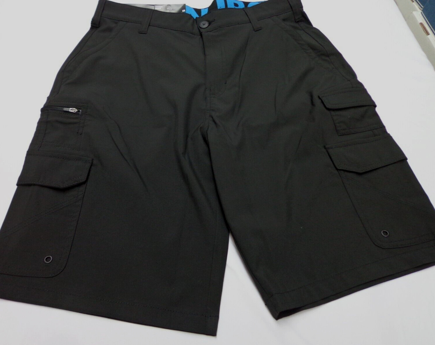 Iron Co. Men’s Comfort Waistband Stretch Hybrid Cargo Short Black Size 32 NEW
