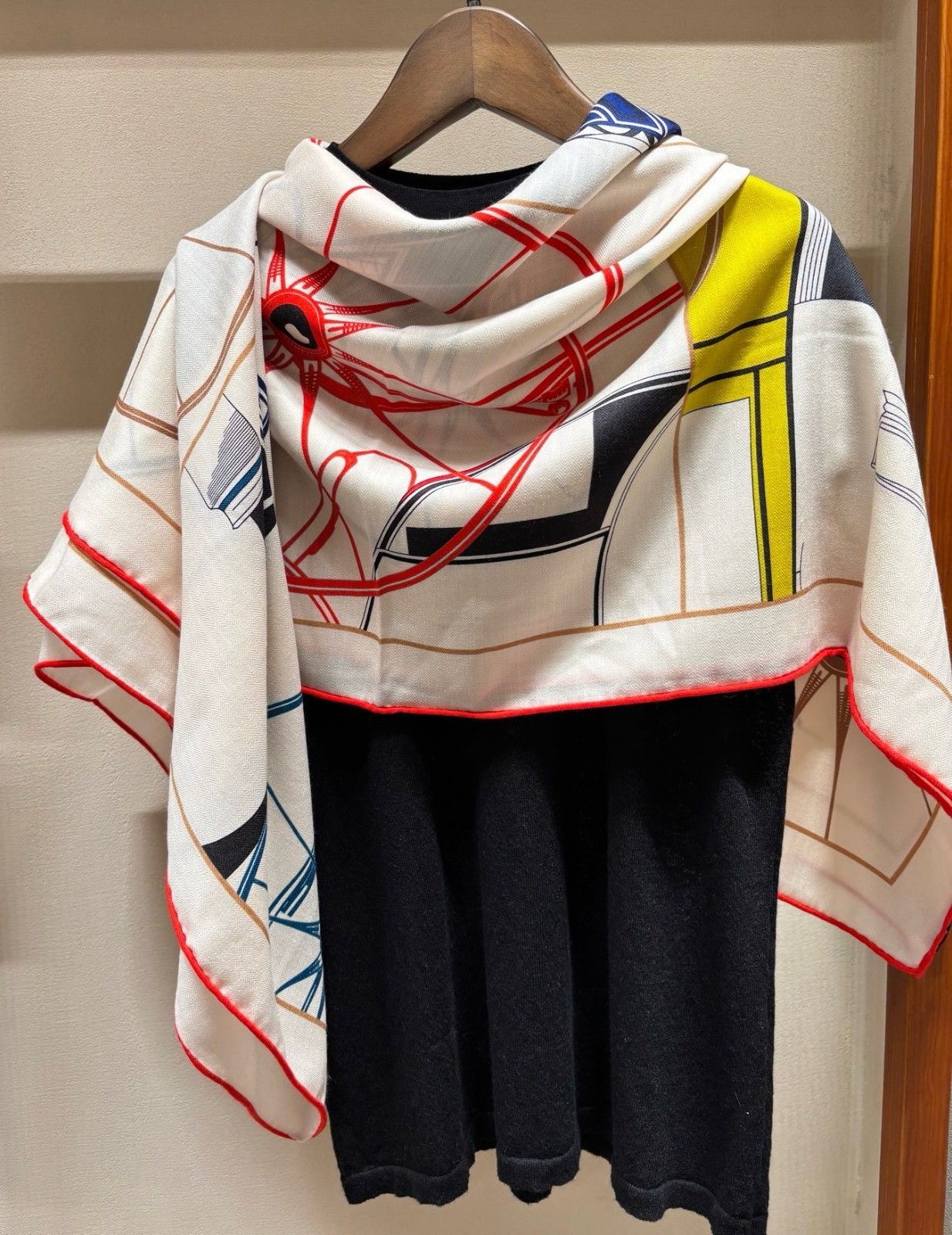 70% Cashmere & 30% Silk Wrap Scarf Wheels Print Double Face Shawl 53″