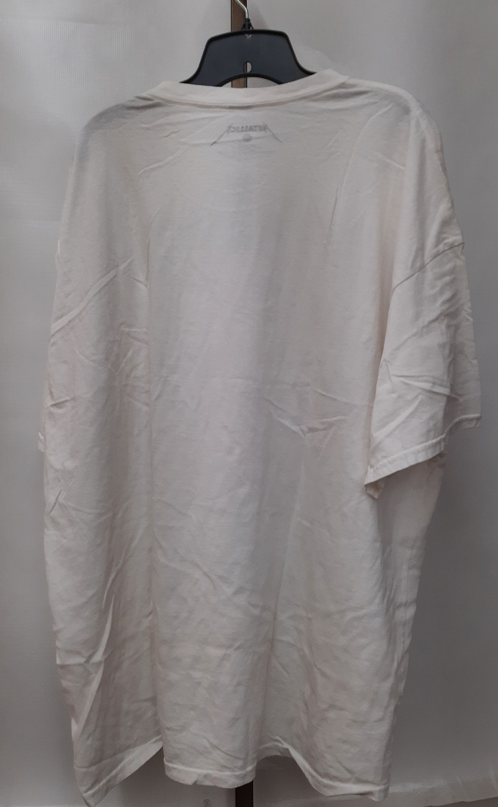 Urban Outfitters Metallica Graphic T-Shirt Distressed White Size Large / X-Large