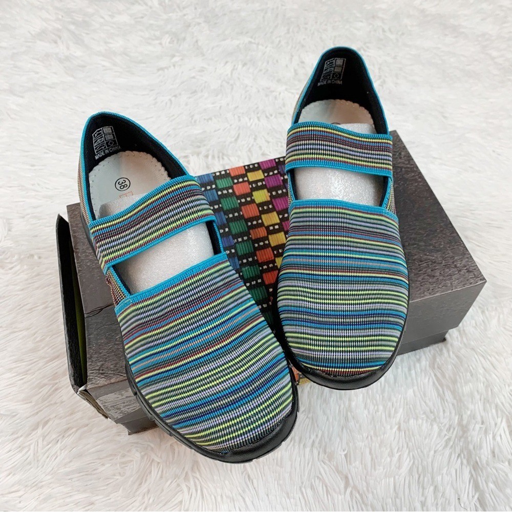 Bernie Mev women 38 Turquoise & Green Stripe Strappy Slip-On Shoe light weight