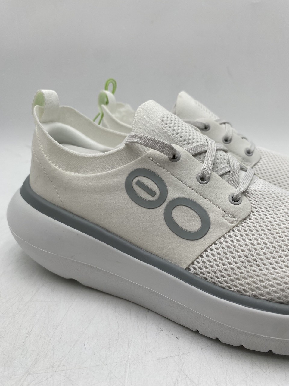 OOFOS OOMY STRIDE Women’s NEW Recovery Sneakers White Multiple Sizes