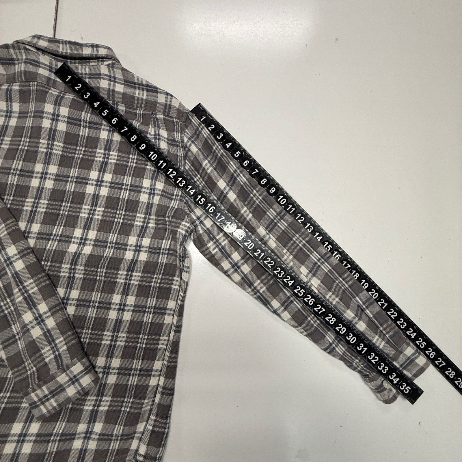 The Normal Brand Shirt Men XL Gray Plaid Button Up Flannel Pockets Long Sleeve