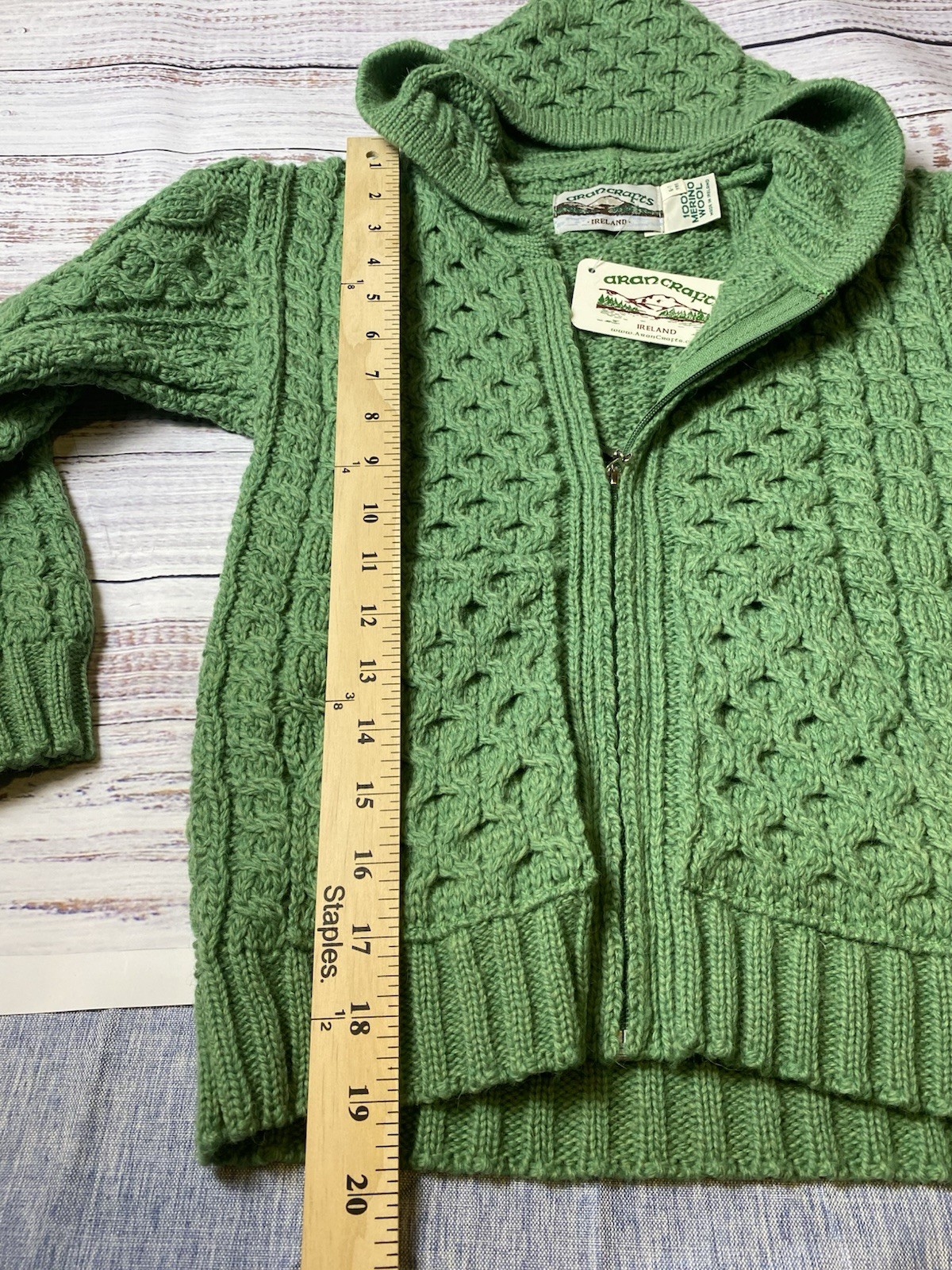Aran Crafts Womens M Green Wool Cable-Knit Full Zip Collared Cardigan Sweater