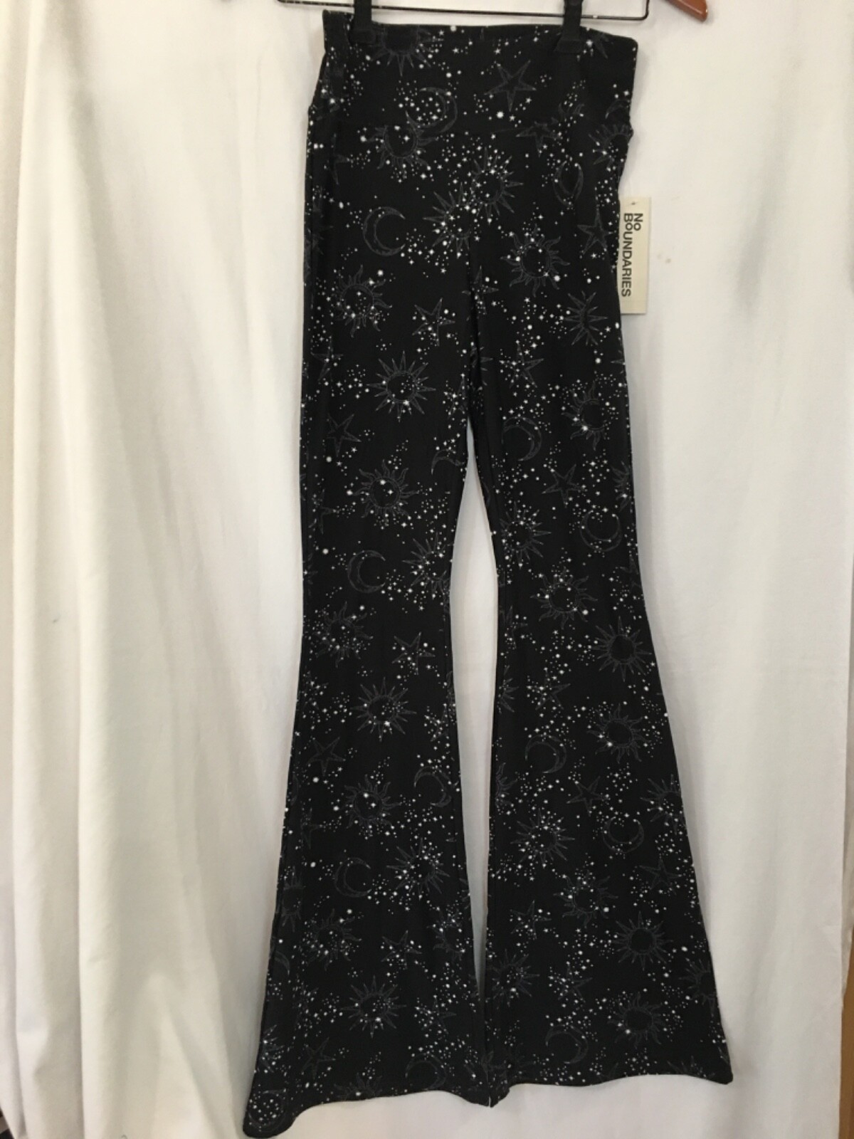 No Boundaries Black Moon and Stars Flare Pants Juniors Women Size Many sizes (F)