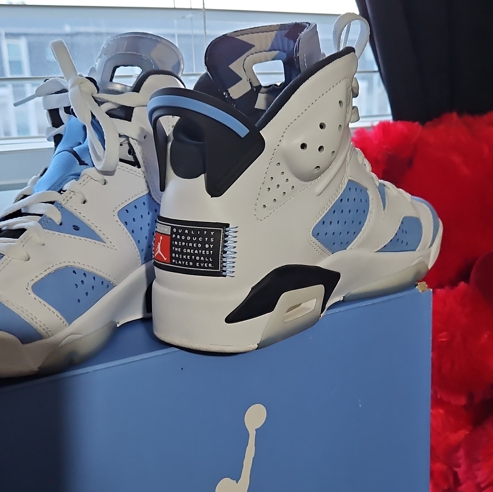 Jordan Air Jordan 6 Retro UNC Home High Top Lace Up Sneakers CT8529-410