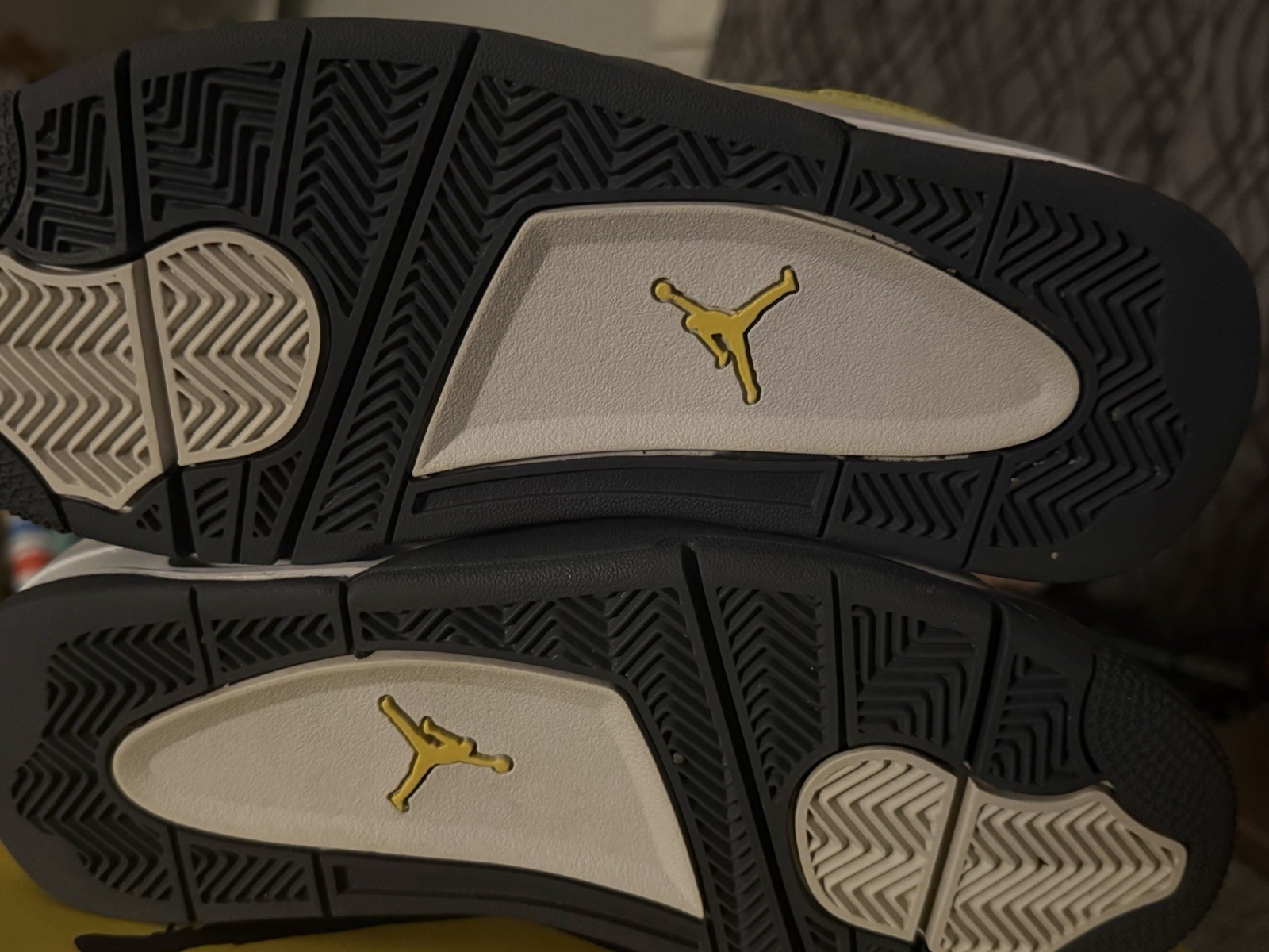Jordan Air Jordan 4 Men’s Mid Top Lace Up Athletic Sneakers Yellow/Black/White