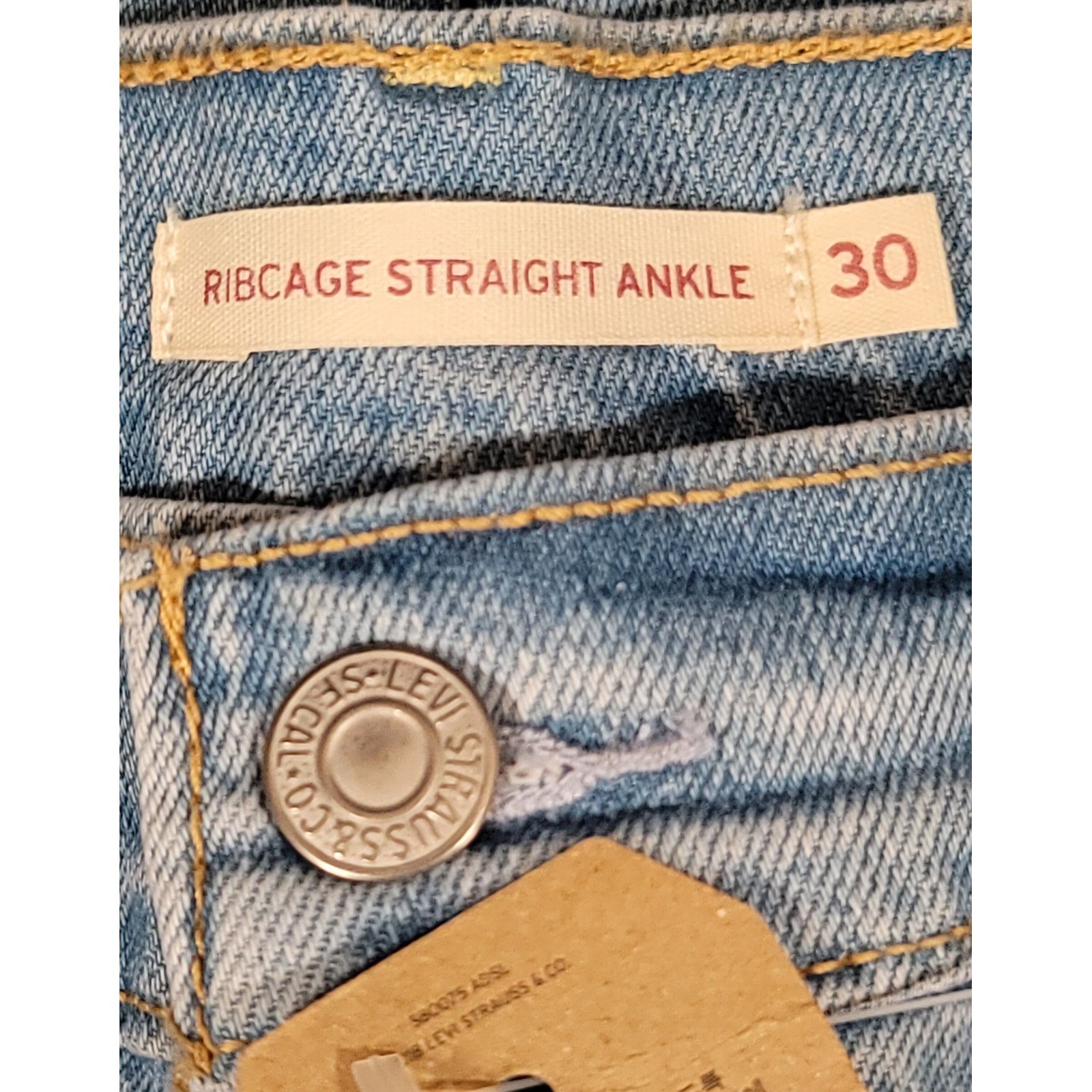 Levi’s Ribcage High Rise Straight Ankle Jeans 30×27 NWT Button Fly Light Wash