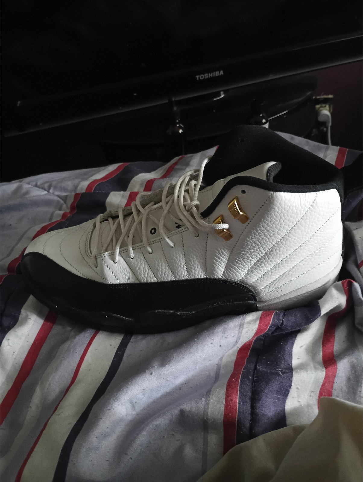 Size 12 – Air Jordan 12 Reto black and white