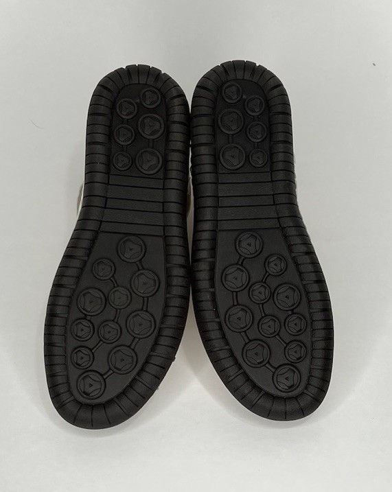 Casual White Driving Shoes Slip On Comfort Sneakers Size EU 38 – Men 6 or W 7.5
