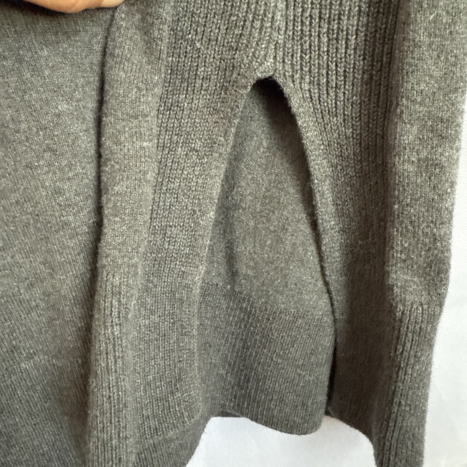 Duluth Women’s Midi Sweater Dress Sz M Gray Long Sleeve V- Neck Soft Cozy