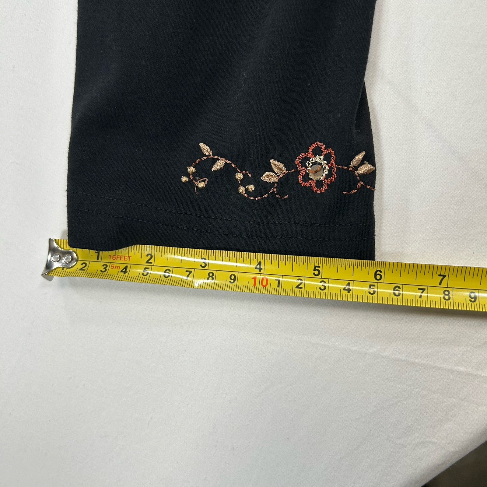 Women Floral Beaded Blouse No Tag/ XL – Black