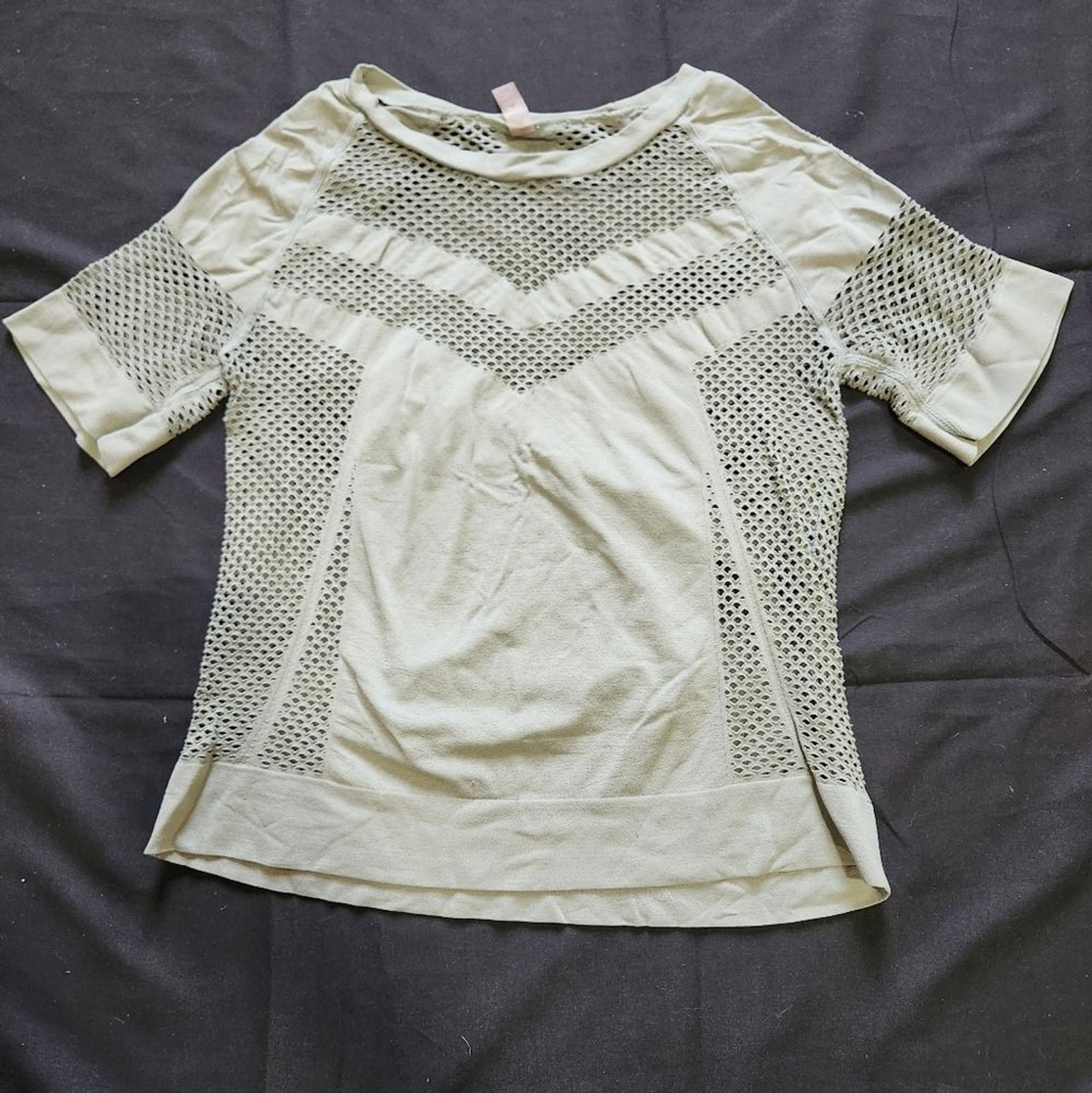 Varley Olive Mesh Short Sleeve Tee Size S