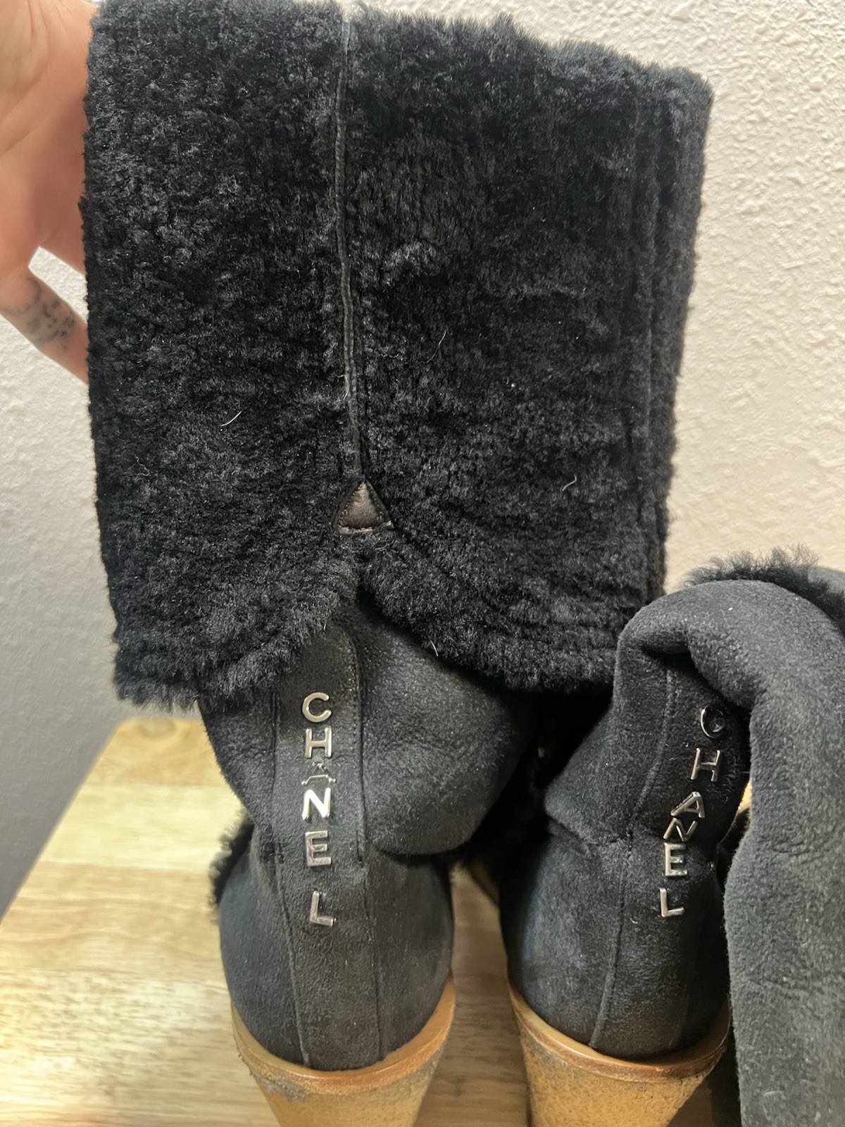Chanel Boots 40 Wedge Knee High Suede Sherpa Fur Lined Biker Moto Spellout Logos
