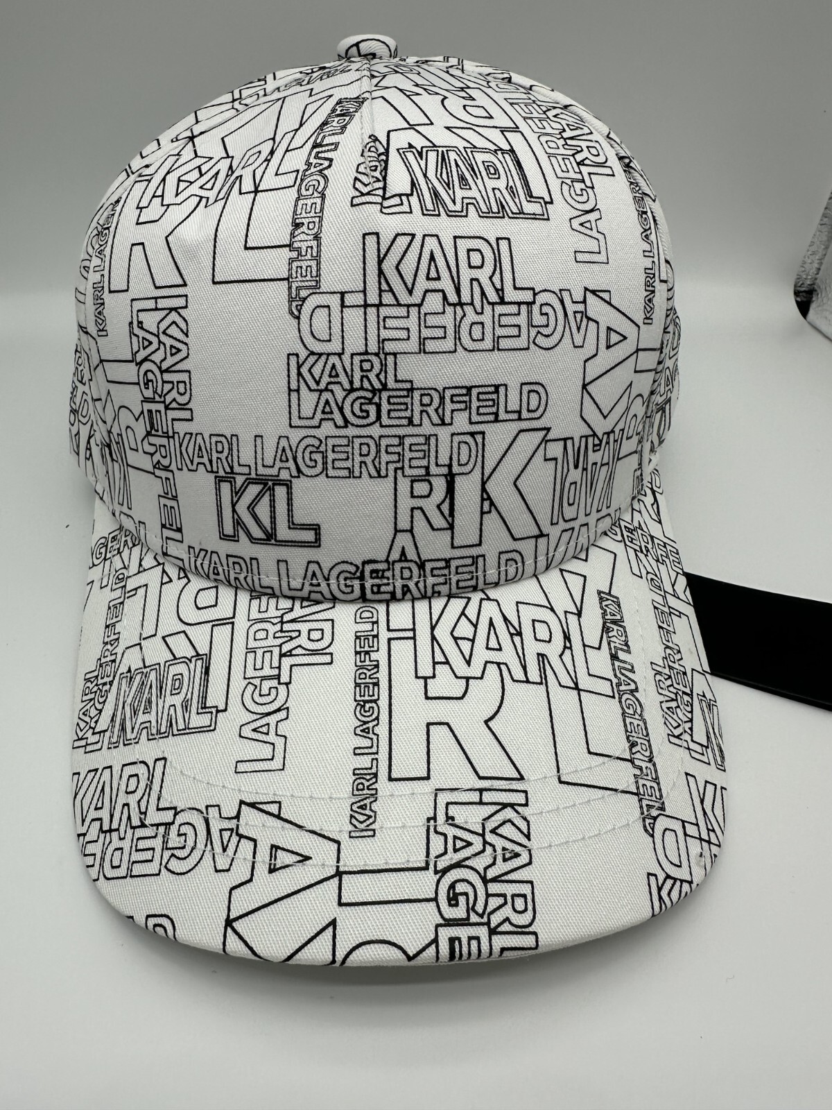 Karl Lagerfeld Unisex Adjustable Baseball Cap One Size, Iconic Logo, Stylish Fit