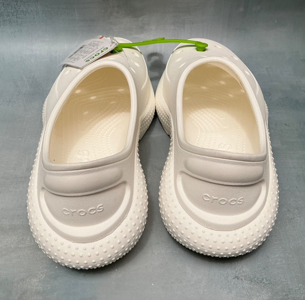 Crocs White Classic Sneakers W/8 M/6 NWT