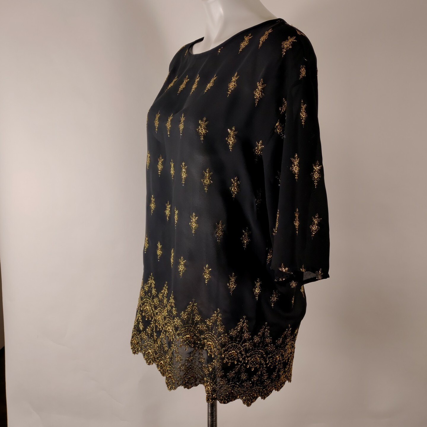 ABS Allen Schwartz Collection Black Blouse Top Gold Embellishments Sz M – Stains