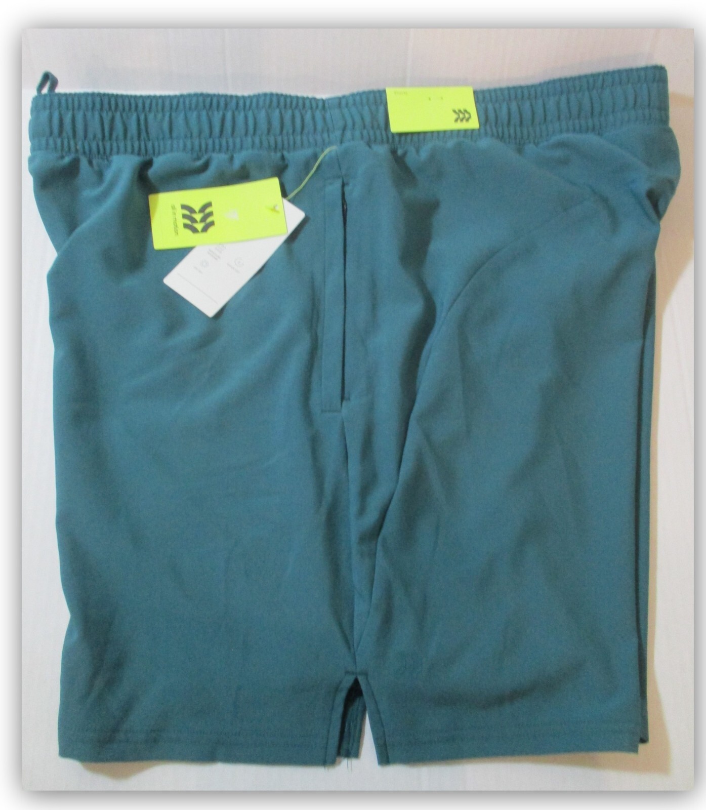 All in Motion Sport Shorts 3 pocket elastic ( 1 Zip ) & tie fully LINED