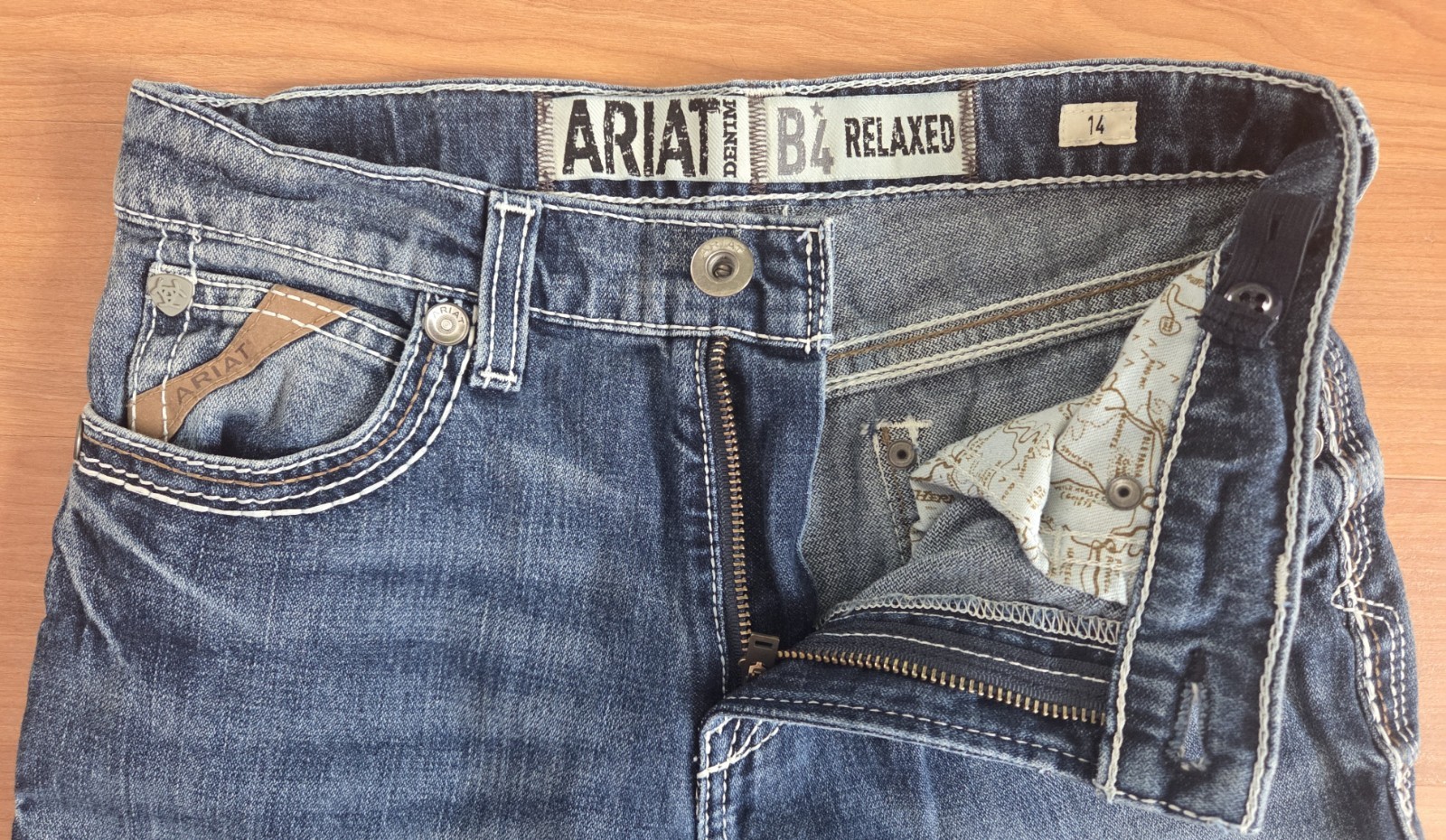 Ariat, Boys Size 14, B4 Relaxed Coltrane Boot Cut Jean in Durango, EUC