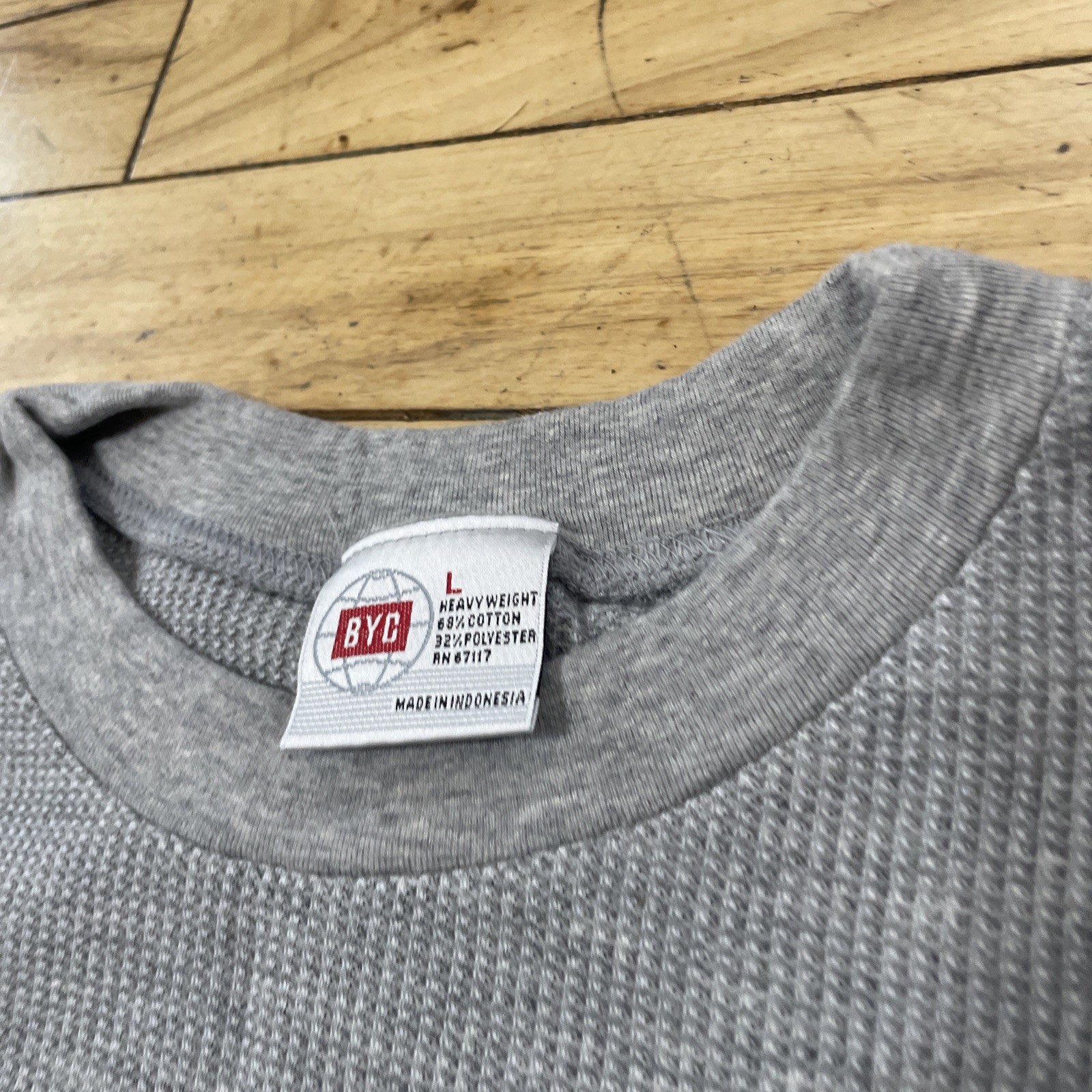BYC Shirt Men L Light Gray Slim Thermal Waffle Knit Long Sleeve Skate Sk8 36″
