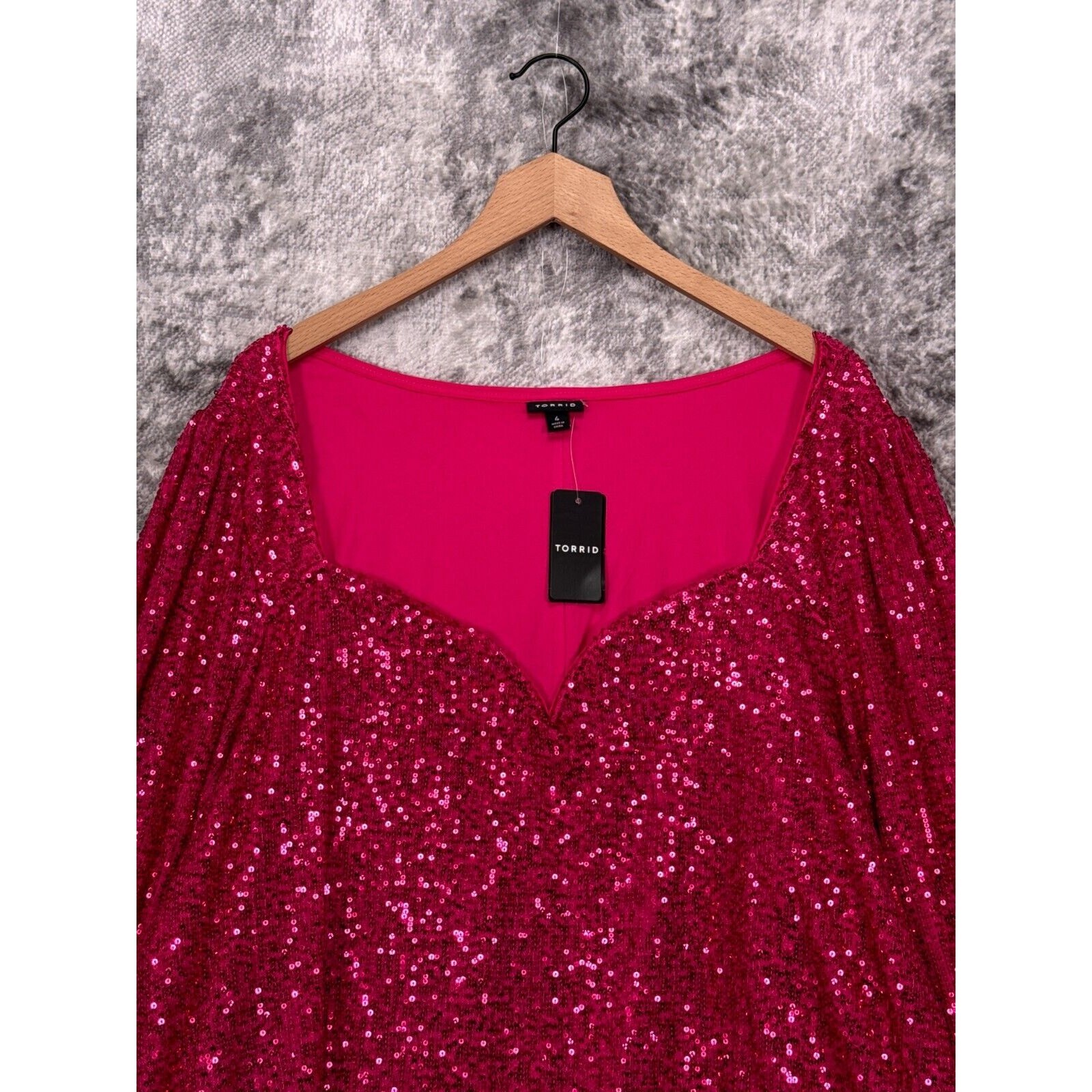 New Torrid Top 4X Womens Pink Sequin Low Cut Long Sleeve Plus Size