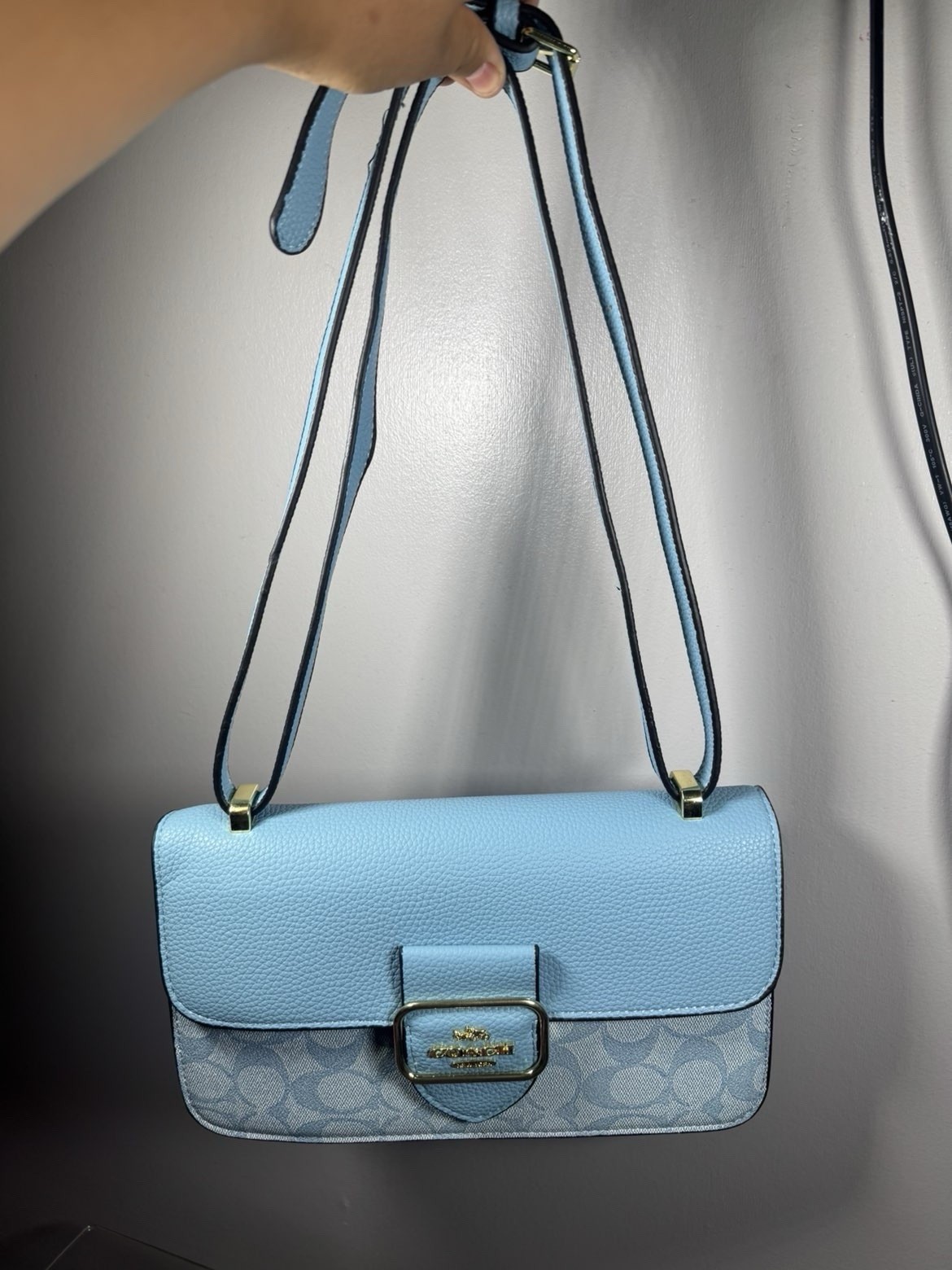 Coach Signature Logo Light Blue Crossbody Bag Magnetic Closure Detachable Strap