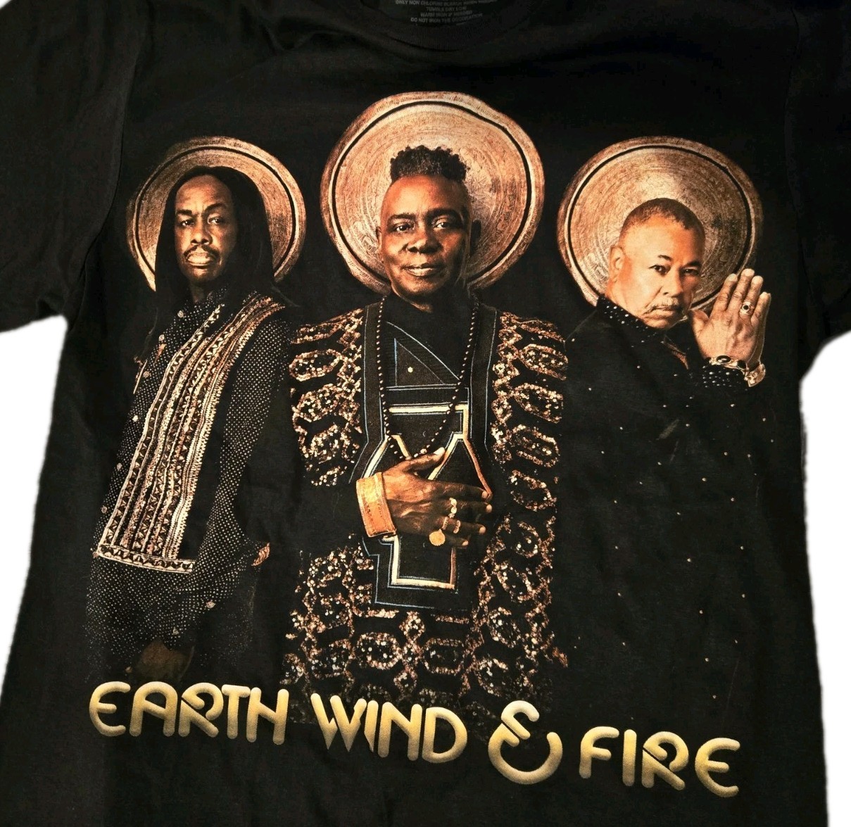 Size Small Earth Wind & Fire Sing A Song All Night Long Tour T Shirt