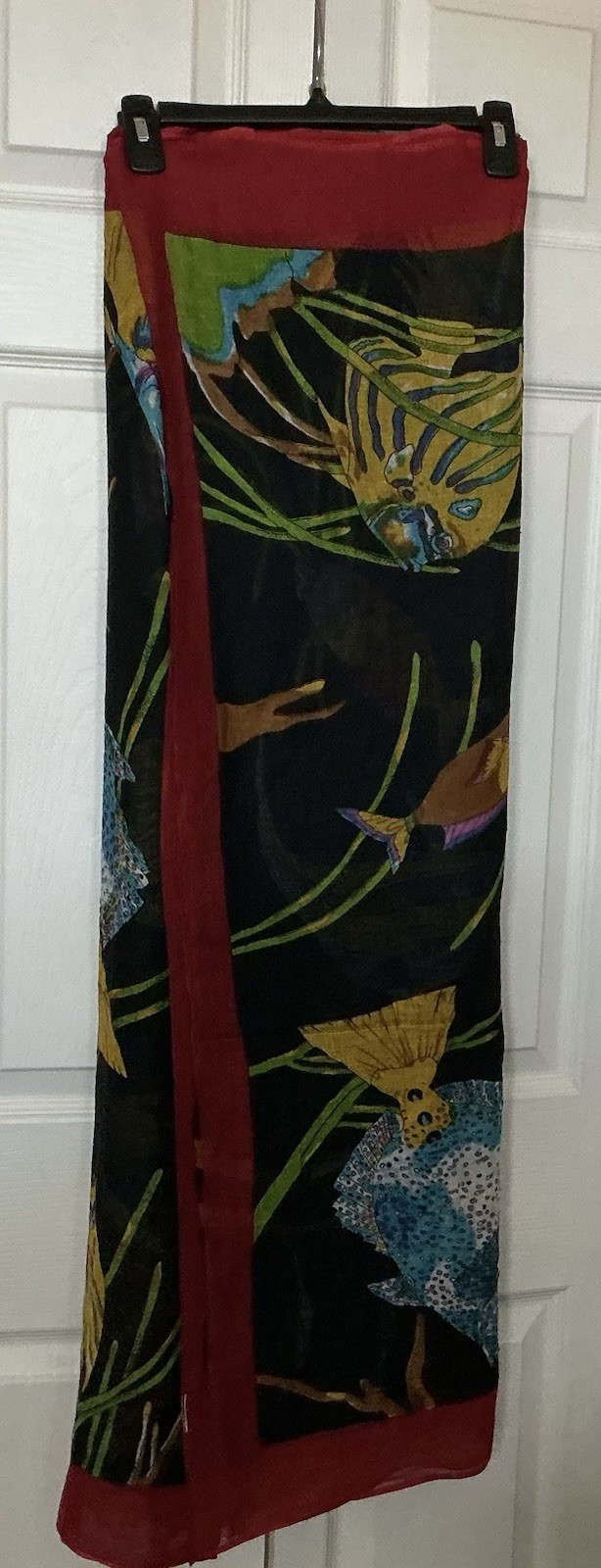 Tropical Fish Design,Scarf,Beach Sarong,Tabl Runner,Beaurtiful Design,Sz 44/68,