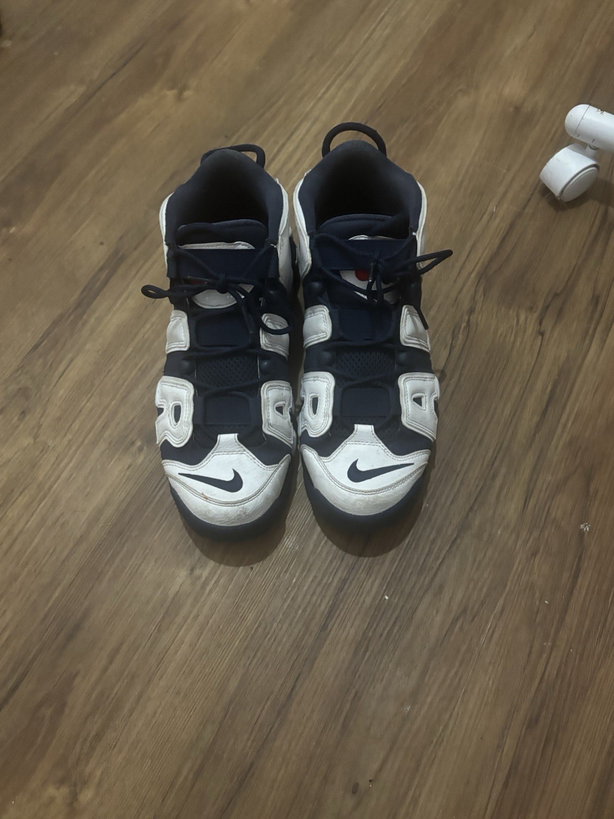 Nike Air More Uptempo Men’s Mid Top Leather Lace Up Sneakers White Navy