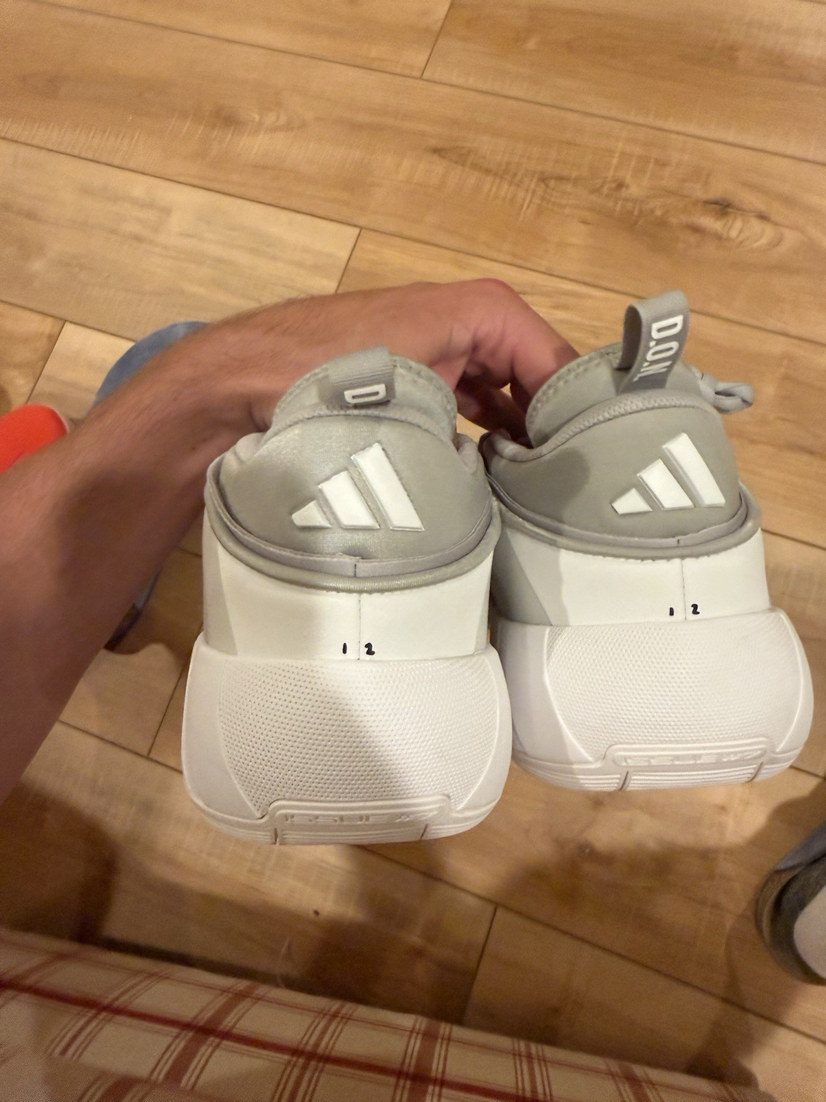 Adidas D.o.n. Issue 7 Size 14
