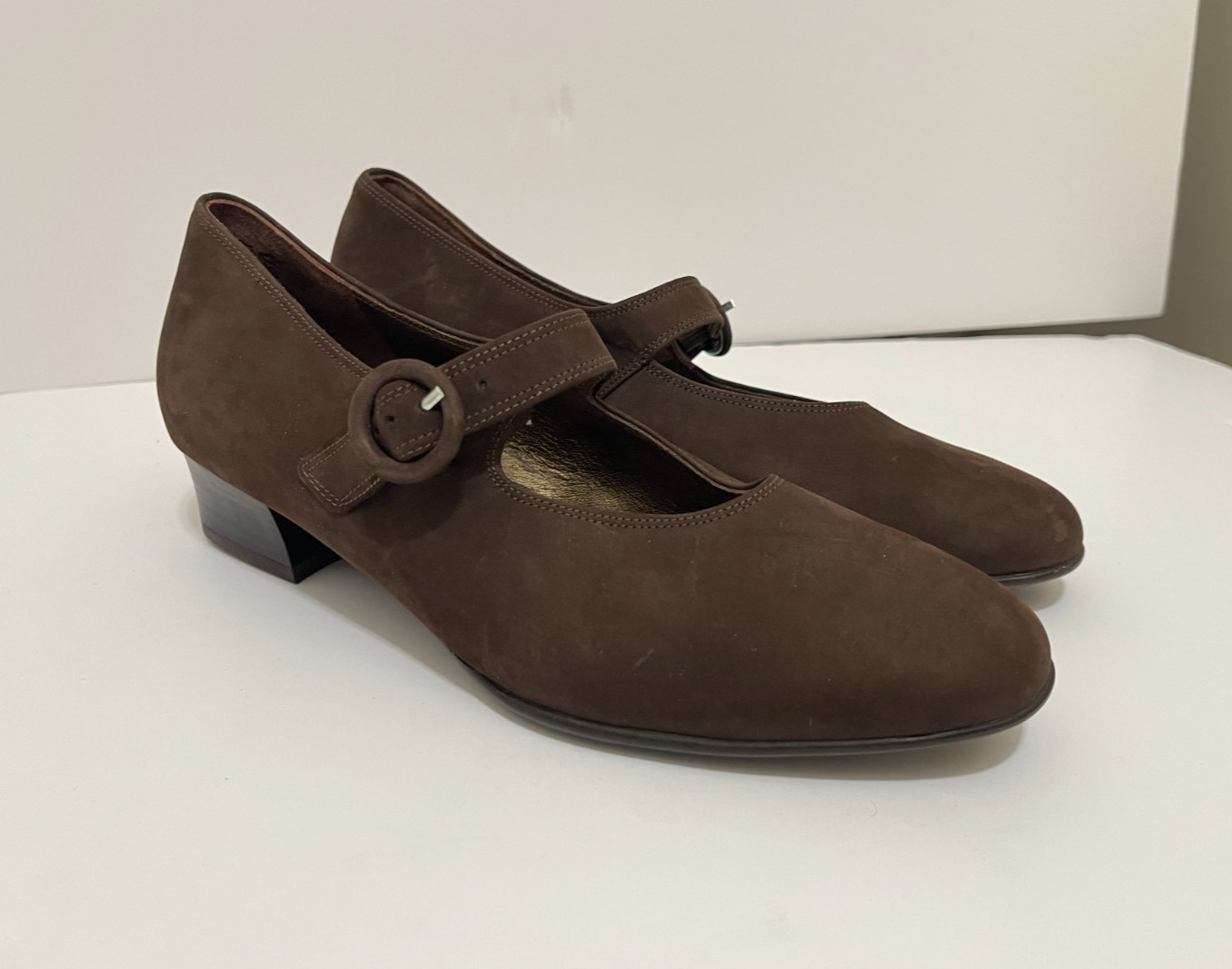 NWOB NEW Theresia Gaby Mary Jane Brown Suede German comfort shoes 5.5G US 7