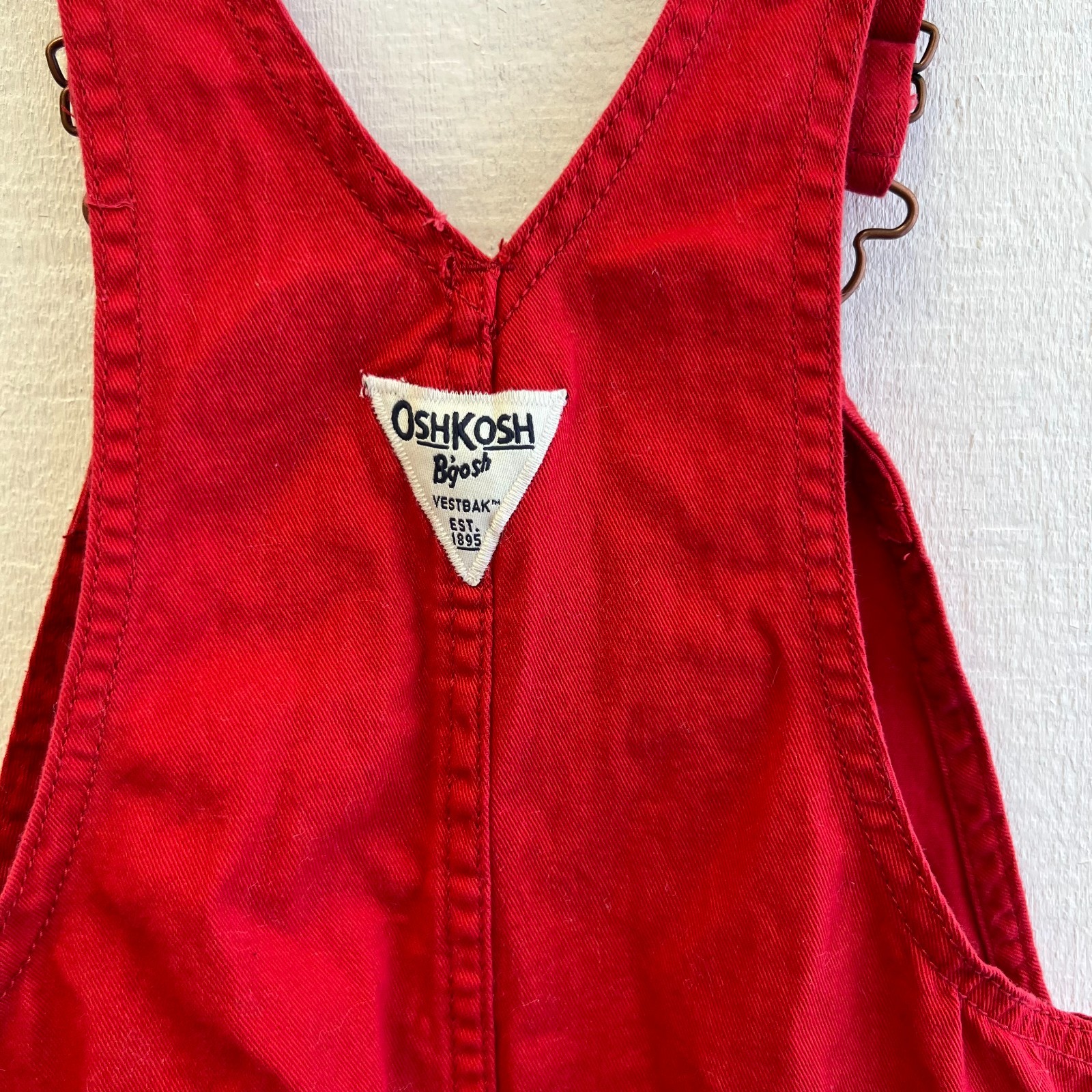 Vintage OshKosh B’Gosh Red Shortalls Girls Size 5T Lace Trim Overalls Romper