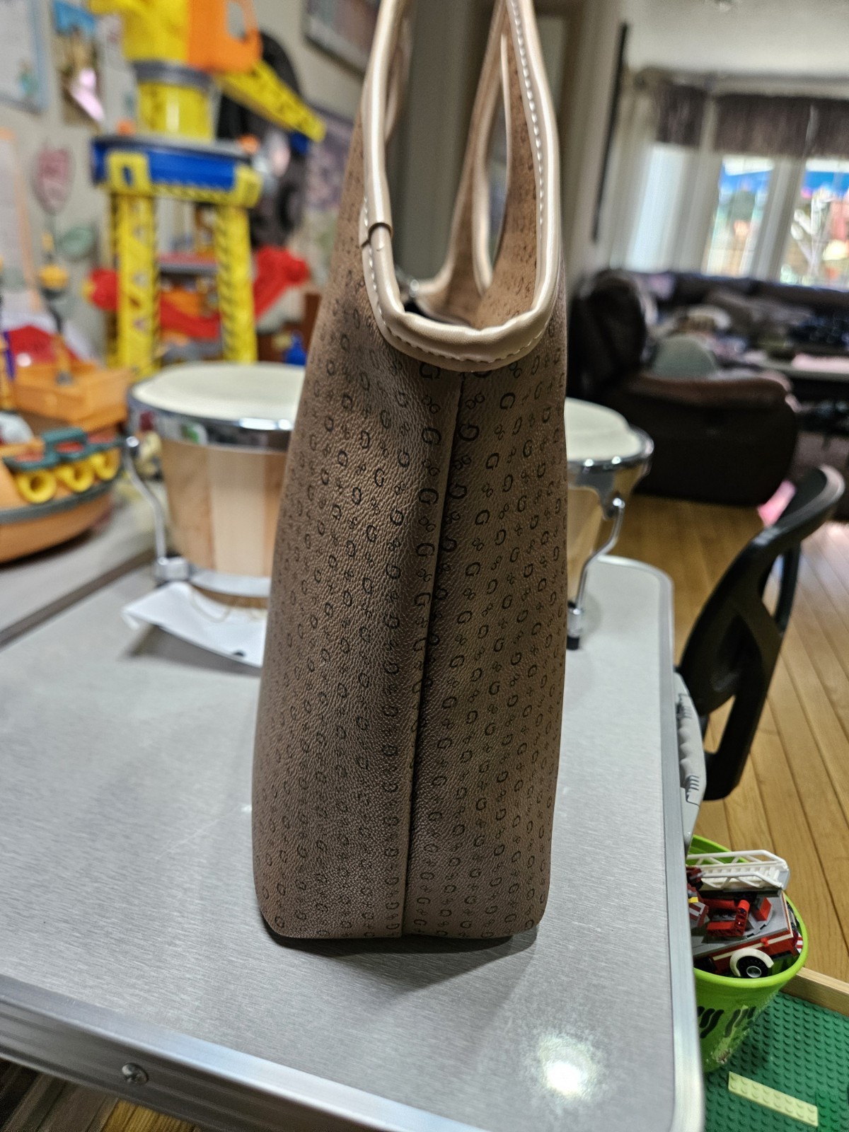 Guess NEW Insulated Lux Lunch Picnic Tote Bag Burnaby TRAVEL Cocoa Mo.RCK9834081