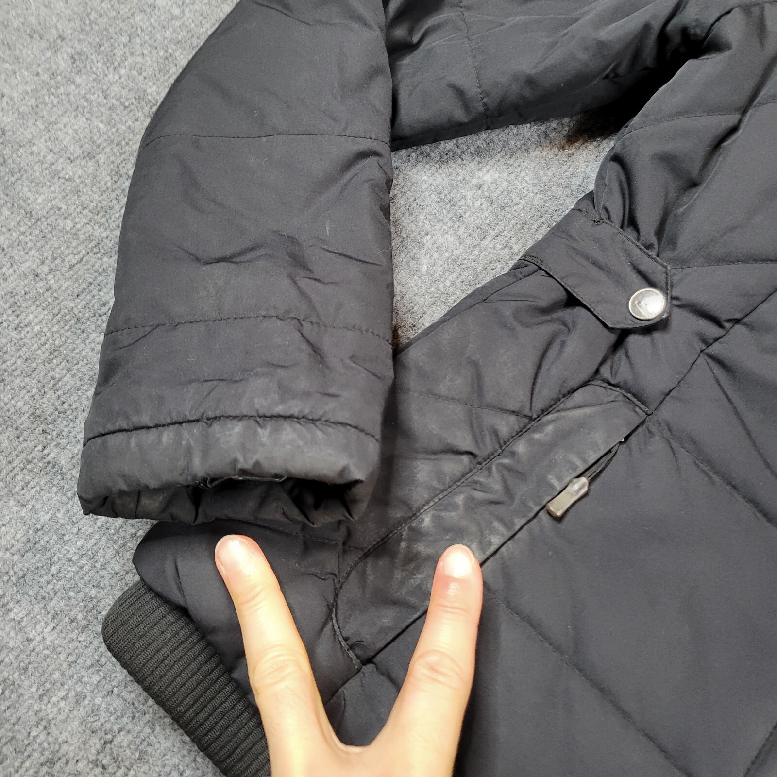 Oakley Jacket Womens Small Black Zip Winter Coat Insulated Pockets Outdoor READ*